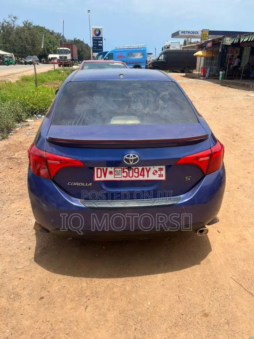 Toyota Corolla S 4dr Sedan (1.8L 4cyl CVT) 2016 Blue