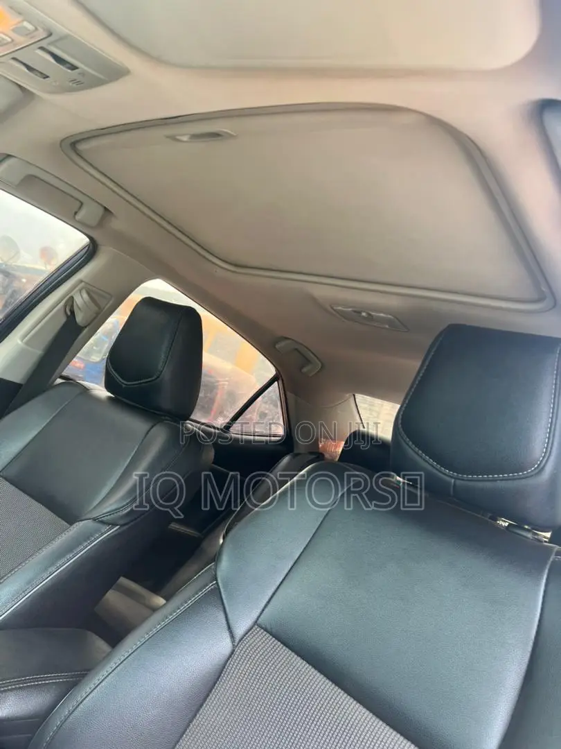 Toyota Corolla S 4dr Sedan (1.8L 4cyl CVT) 2016 Blue