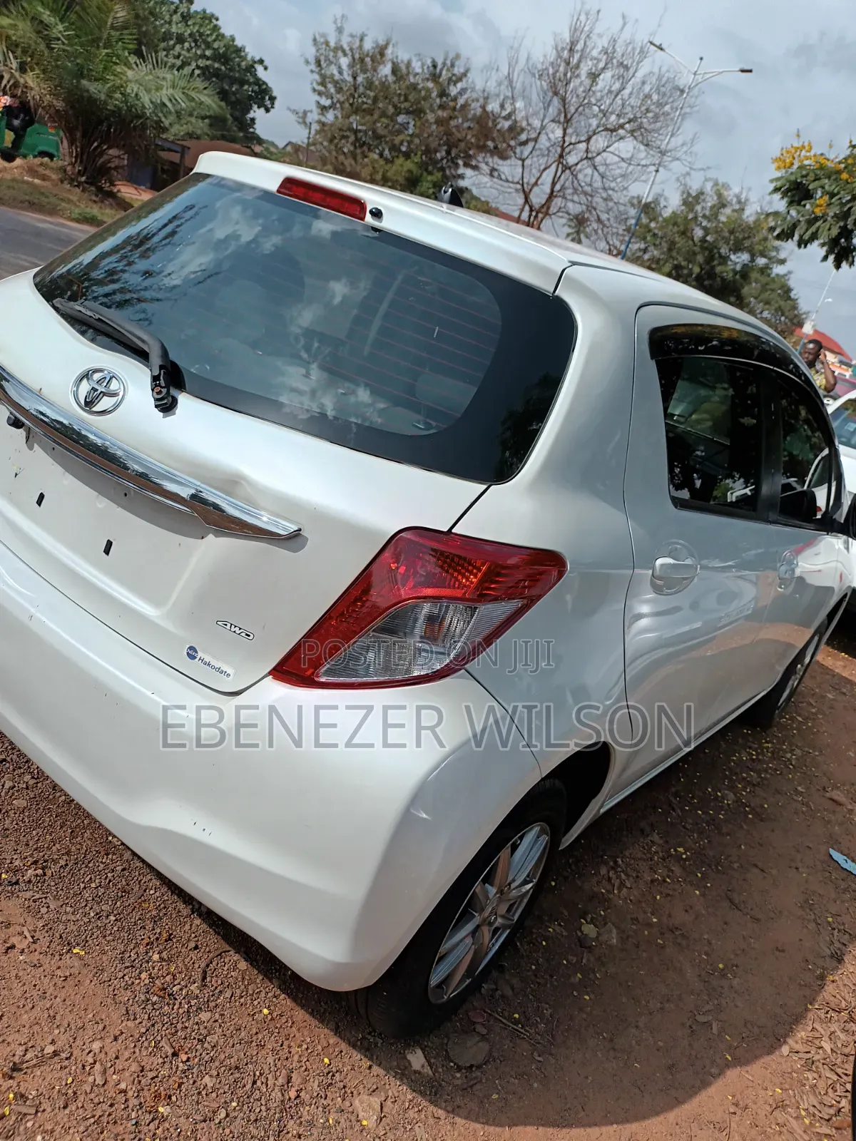 Toyota Vitz 1.3 AWD 3dr 2016 White