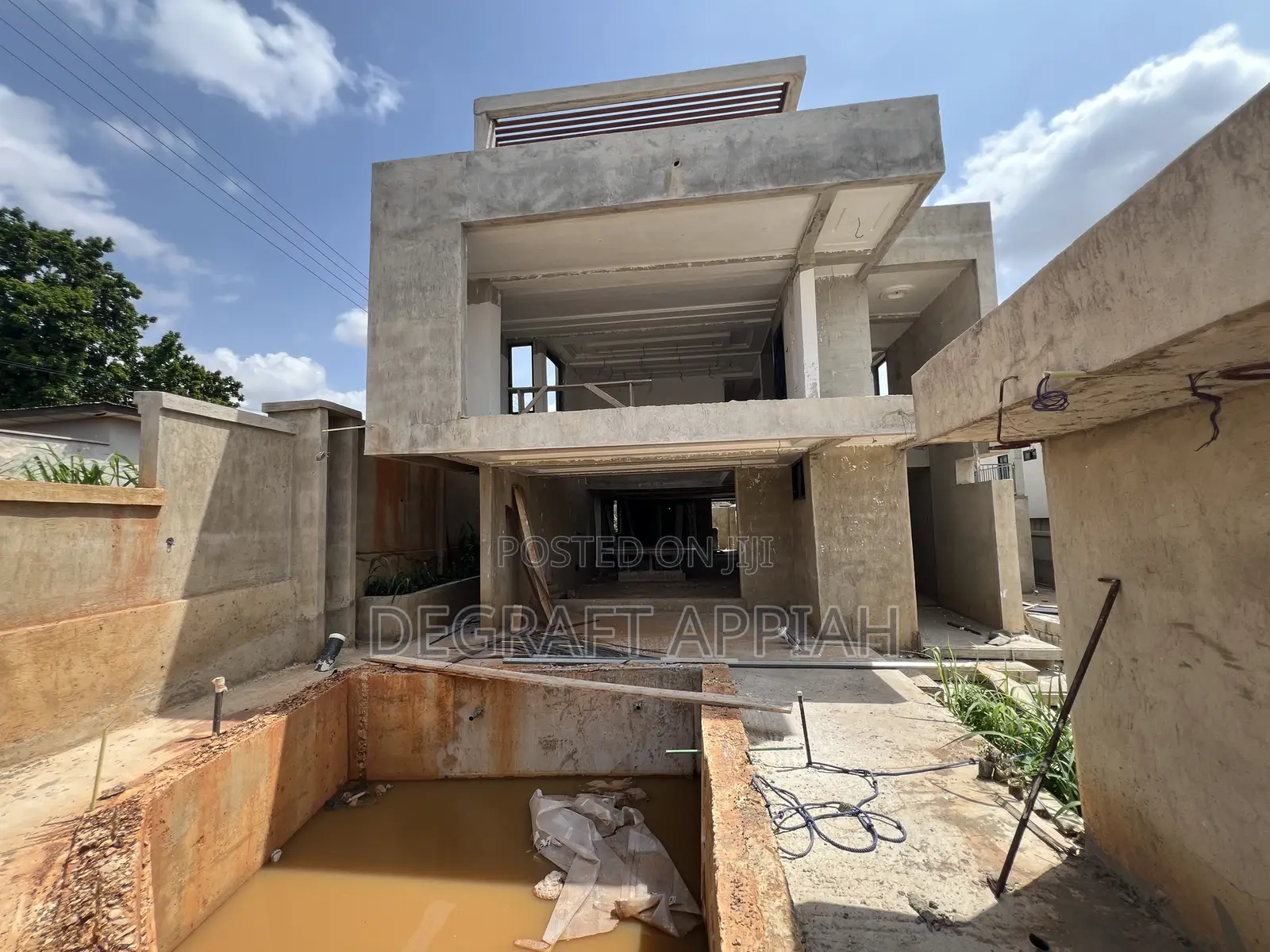 4bdrm House in Ahodwo Tuc, Kumasi Metropolitan for sale