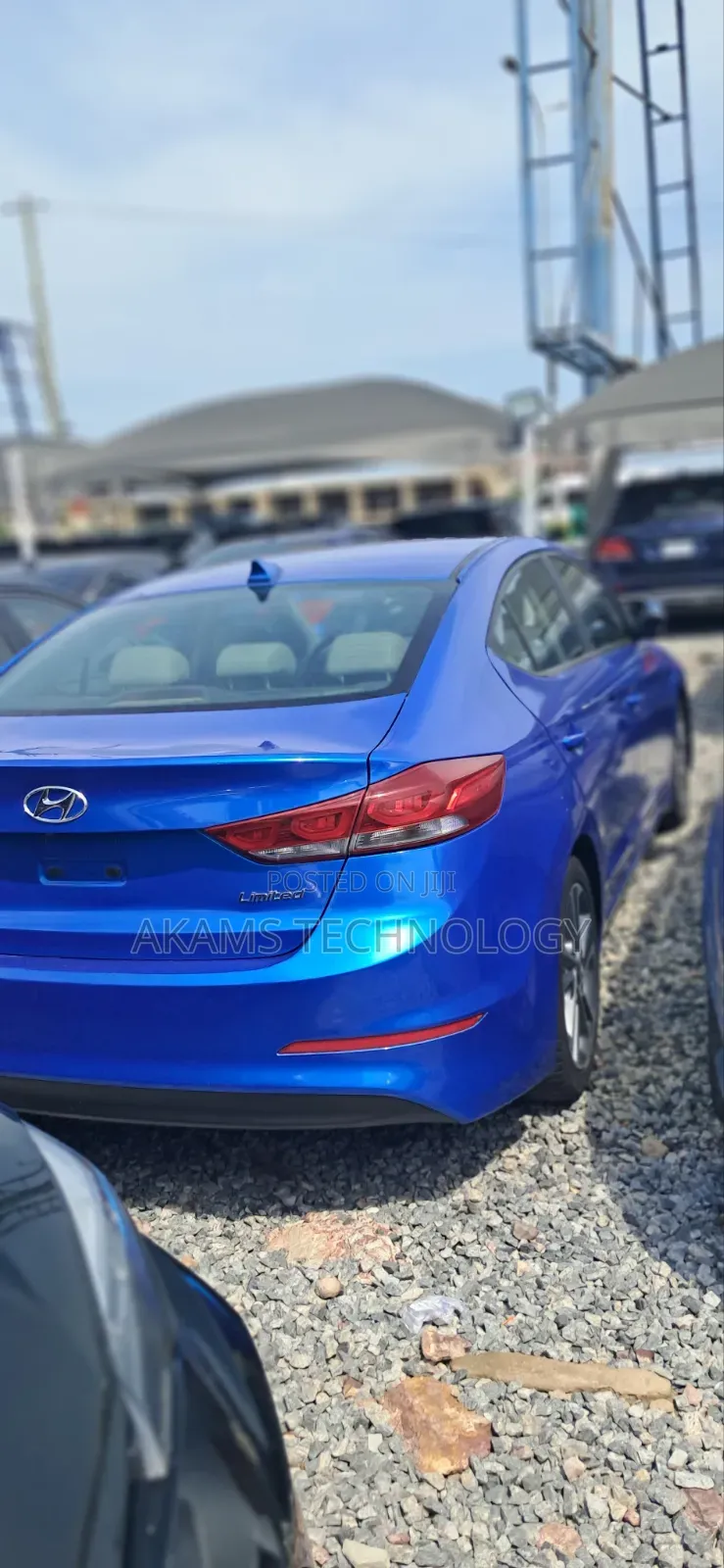 Hyundai Elantra Limited 2018 Blue
