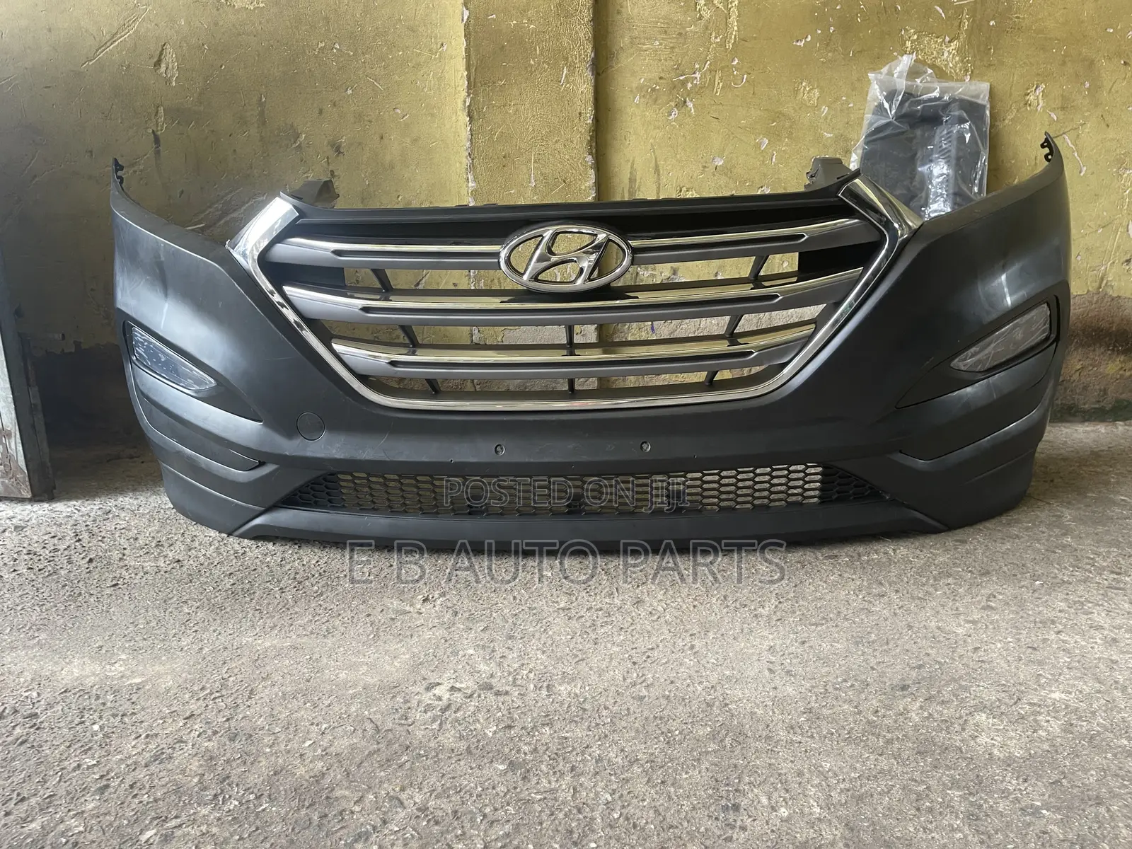 Hyundai Tucson 2016-2018 Front Bumper Complete