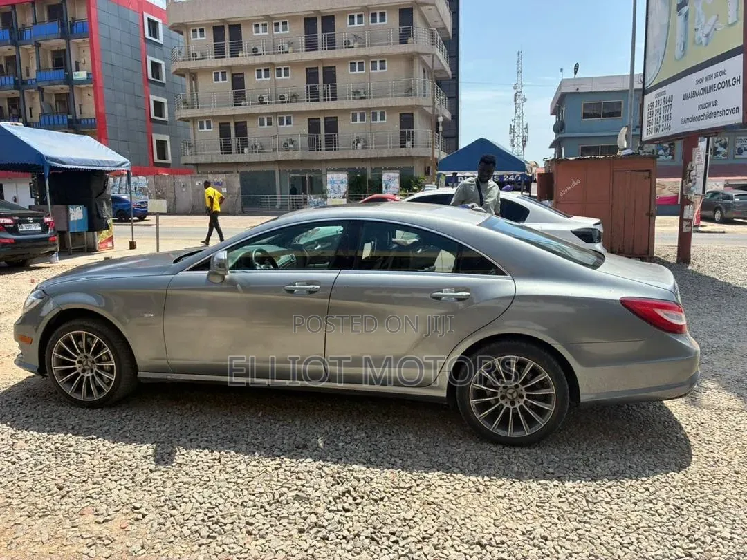 Mercedes-Benz CLS 550 2012 Silver