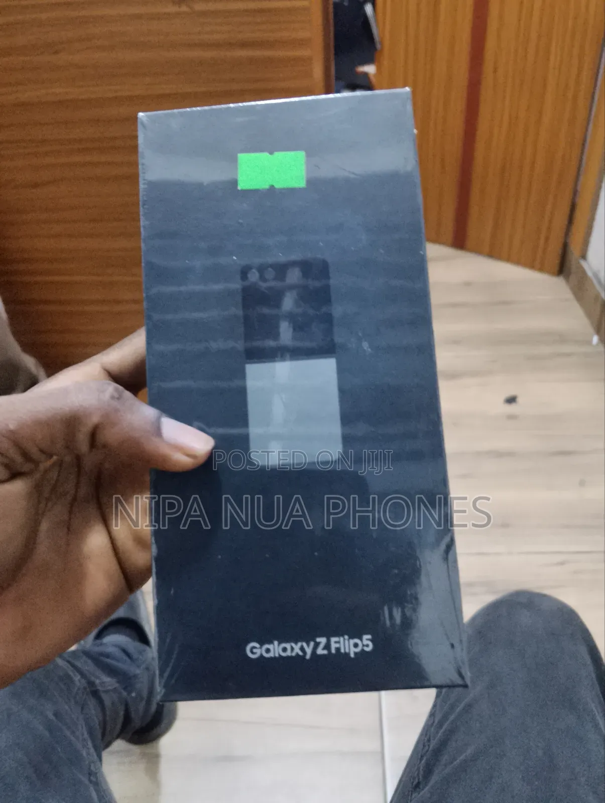 New Samsung Galaxy Z Flip 5 256 GB Green