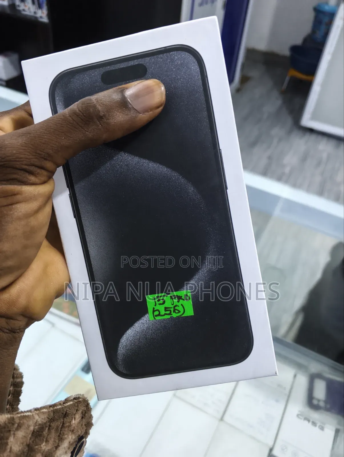 New Apple iPhone 15 Pro 256 GB Gold