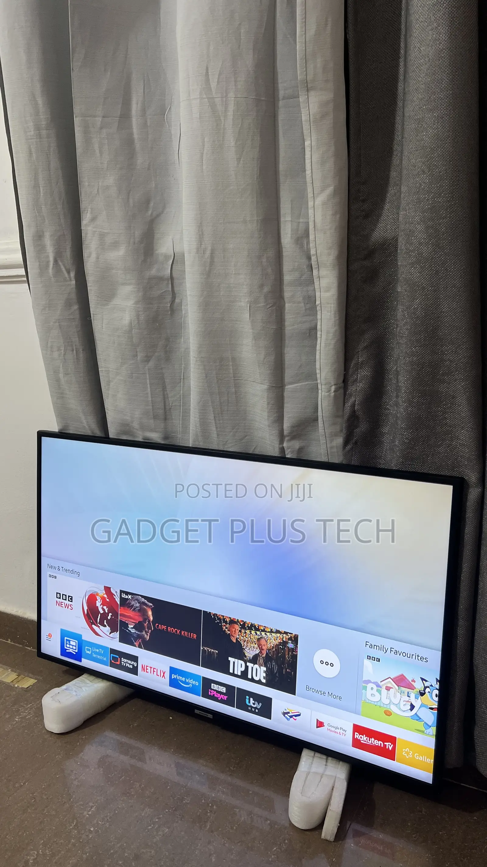 43” Samsung Uhd Smart Tv From Europe