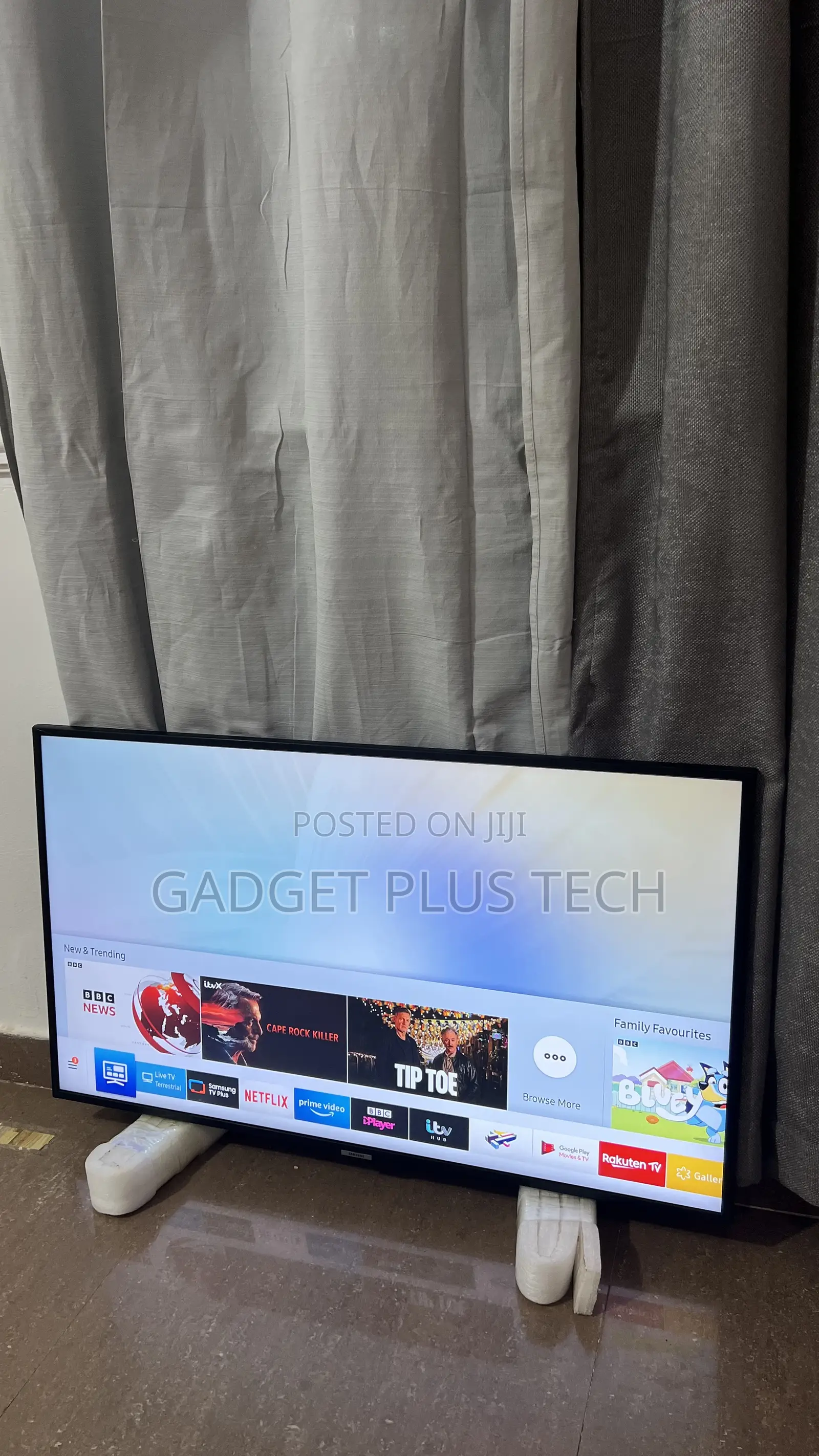 43” Samsung Uhd Smart Tv From Europe