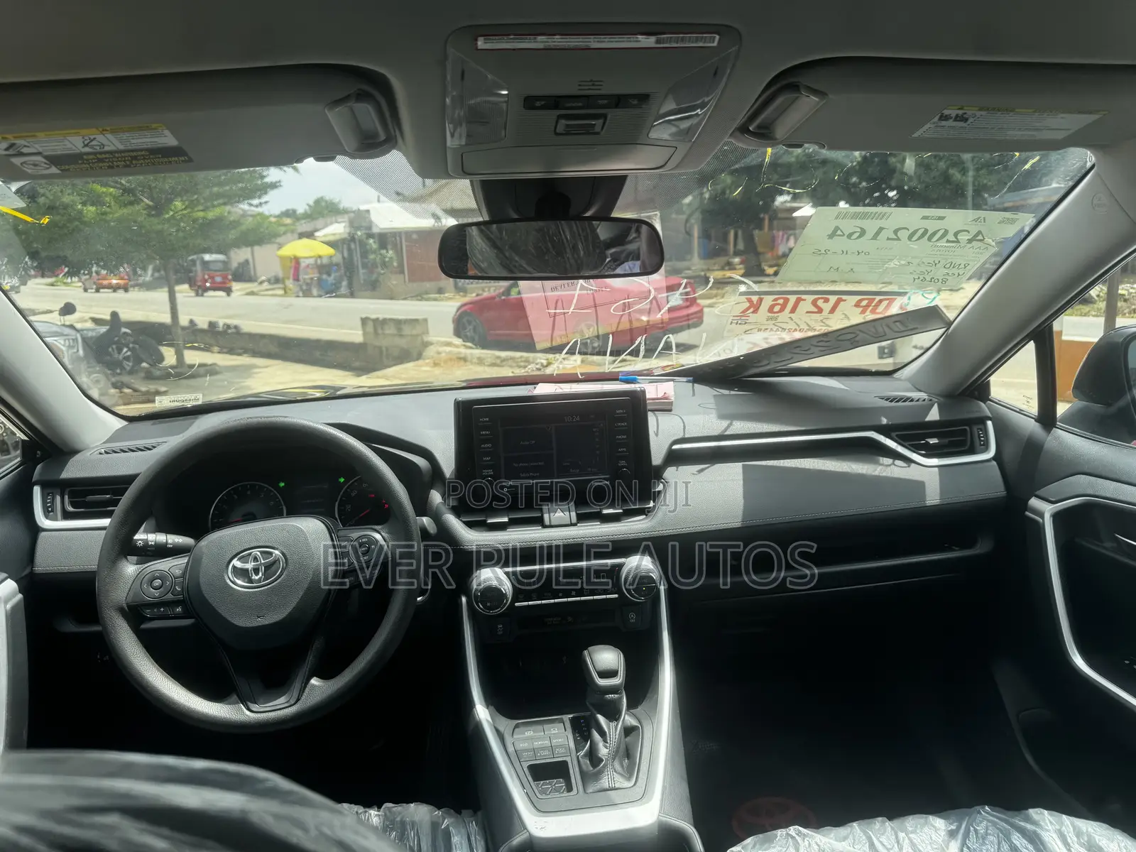 Toyota RAV4 LE 2021 Black