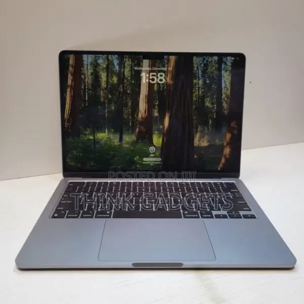 Laptop Apple MacBook Pro 2023 M3 8GB Apple M3 SSD 512GB