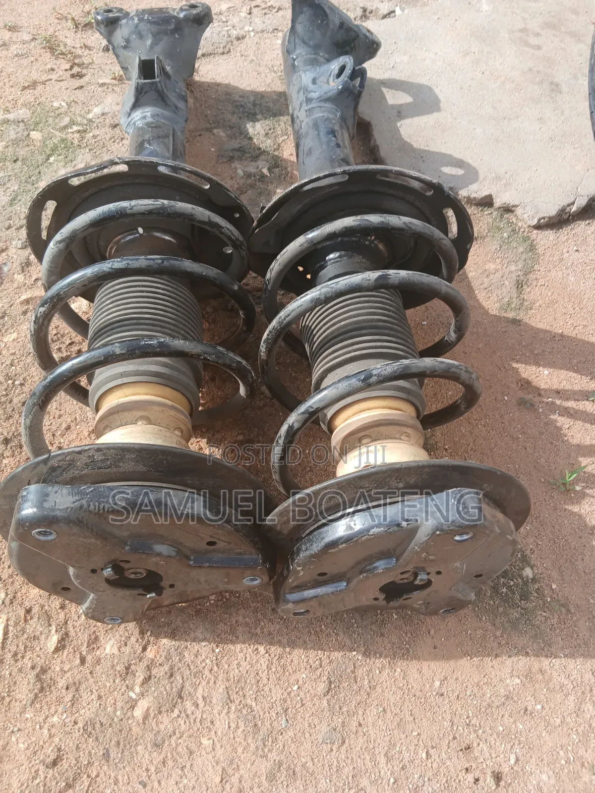 Mercedes-Benz C-250 Front Shocks