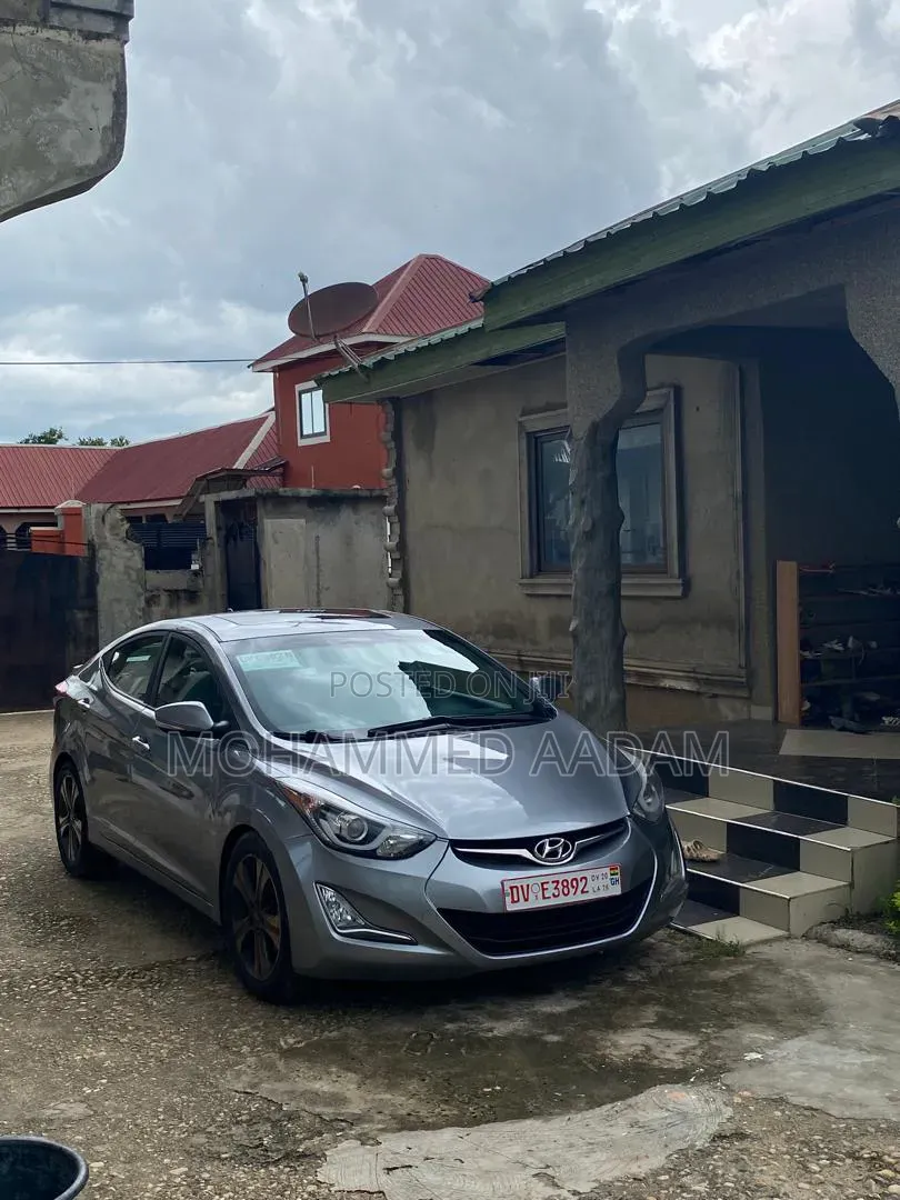Hyundai Elantra Limited Sedan FWD (1.8L 4cyl 6A) 2016 Gray