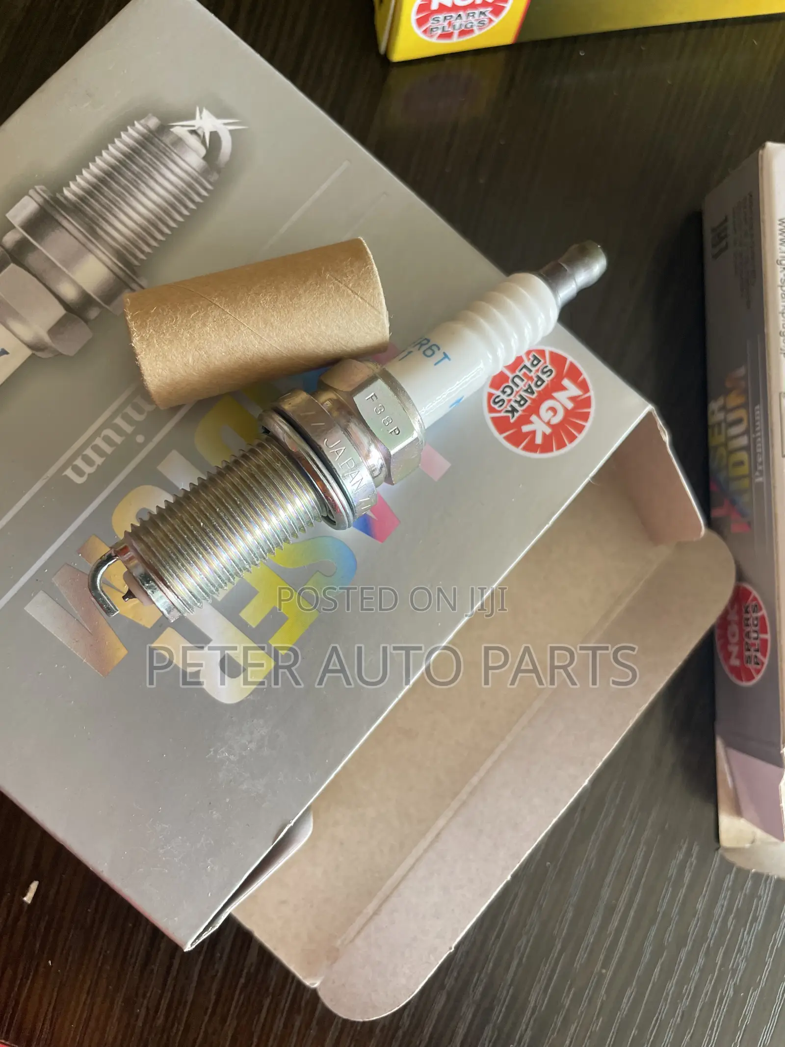 Chevrolet Cruze 2013-15 Spark Plugs. Original