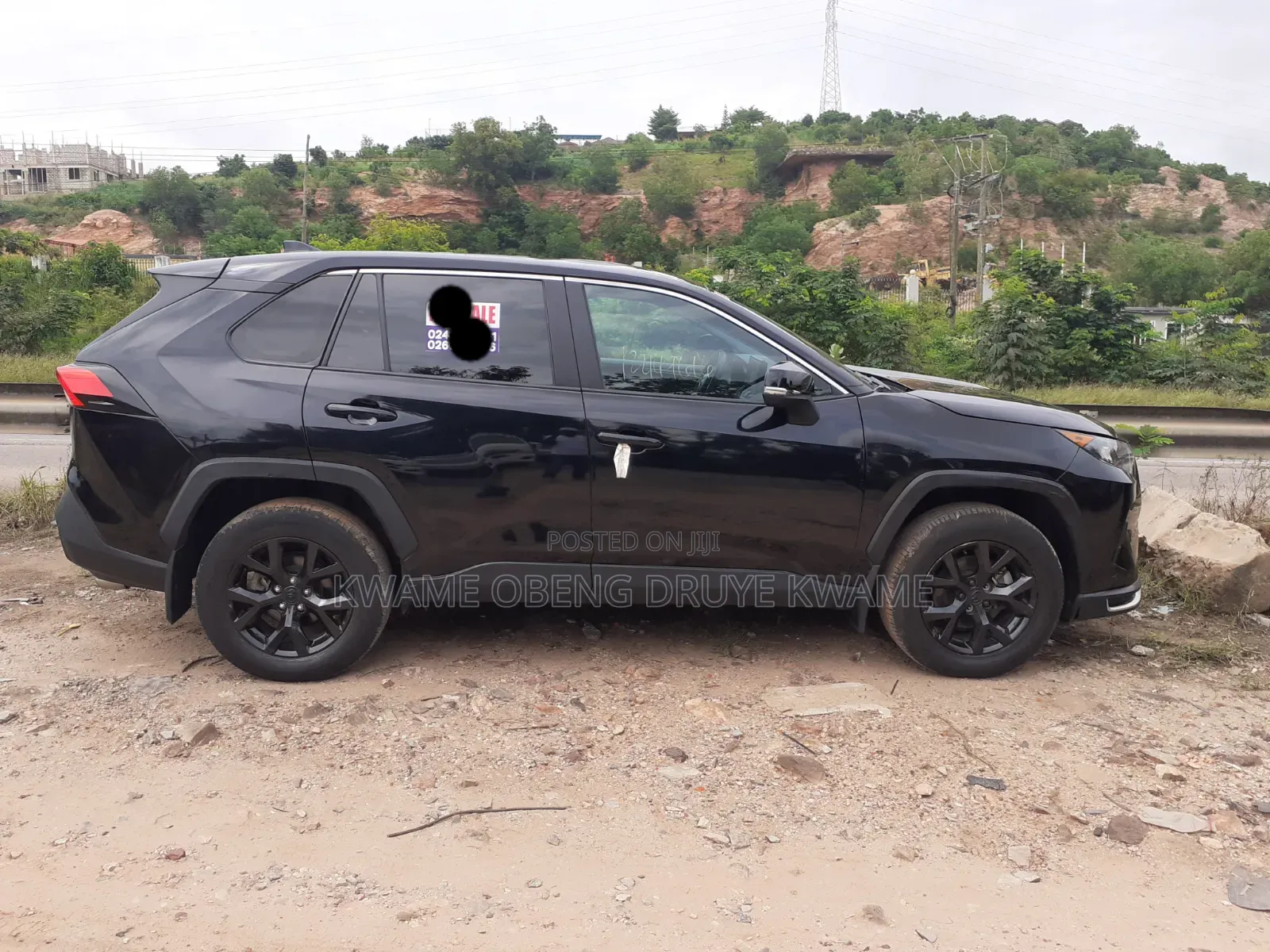 Toyota RAV4 LE 2022 Black