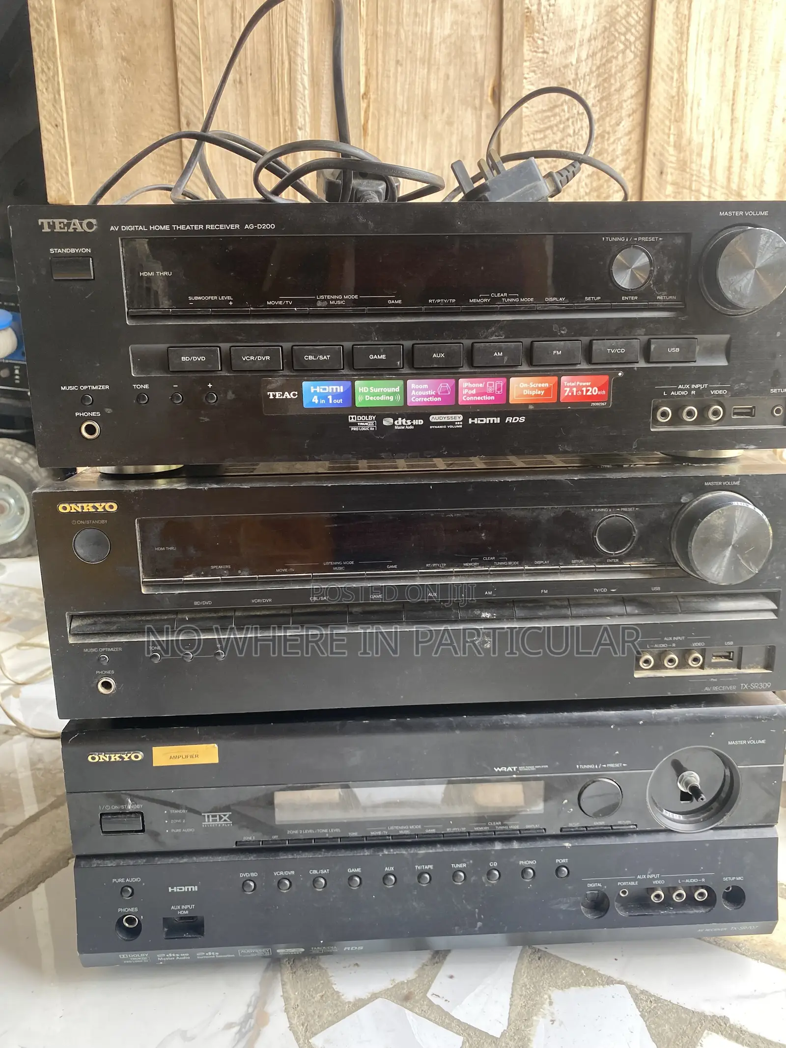 Teac Ag-D200 7.1-Channel Av Digital Home Theater Receiver.