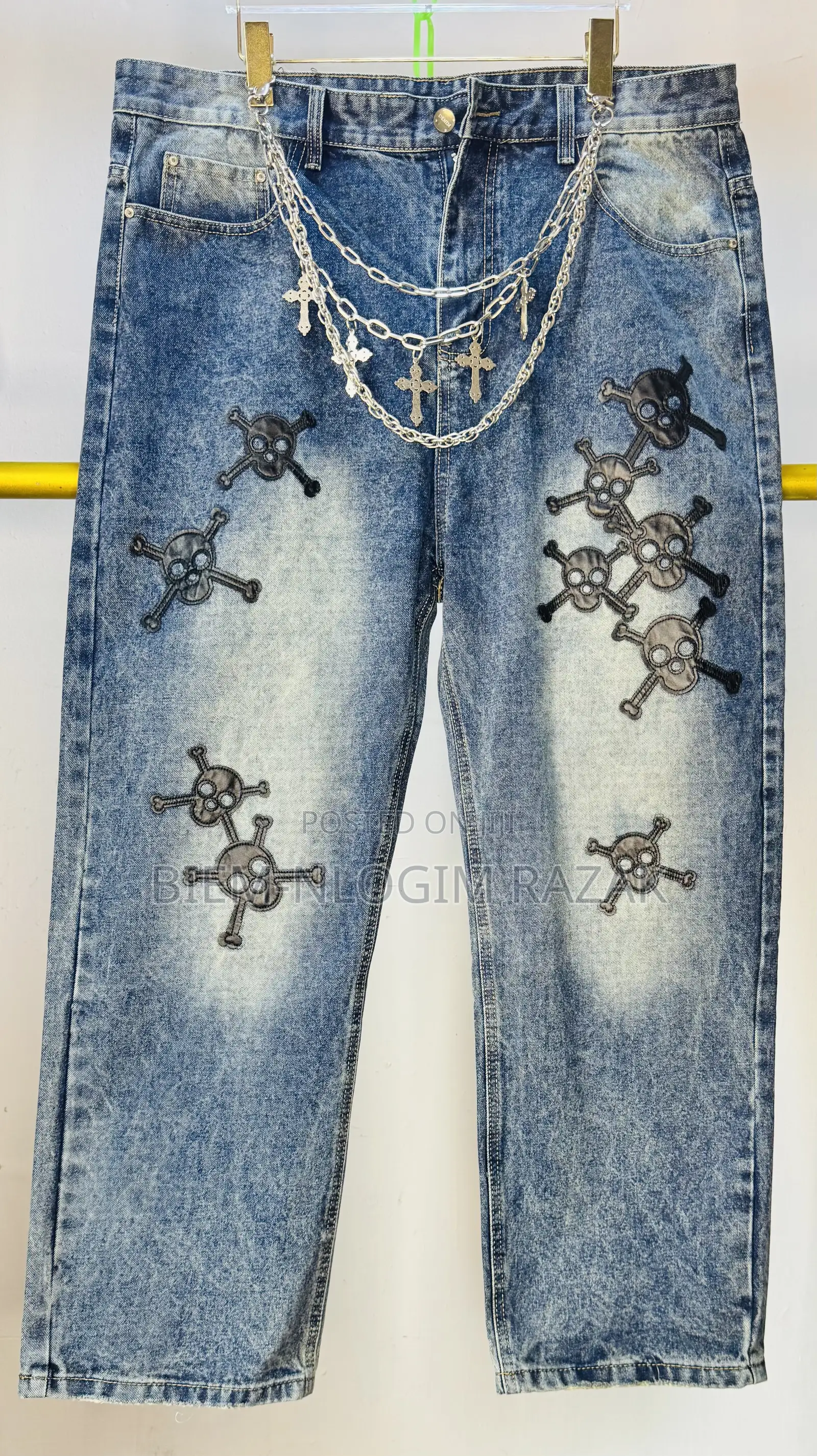 Quality Givenchy Baggy Jeans Available in Stock