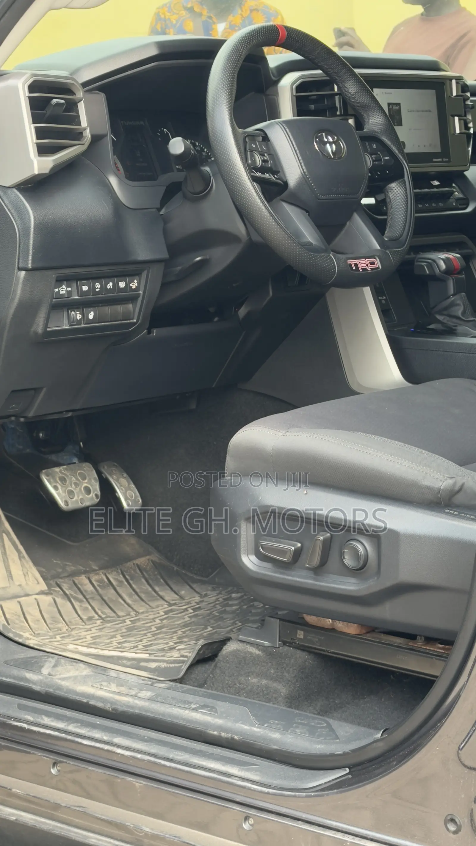 Toyota Tundra SR5 2022 Gray