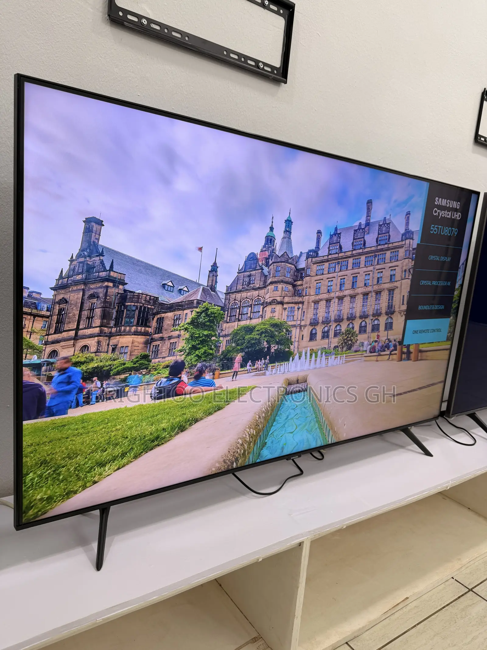 55inches Crystal Uhd HDR Led Smart Samsung Machine L