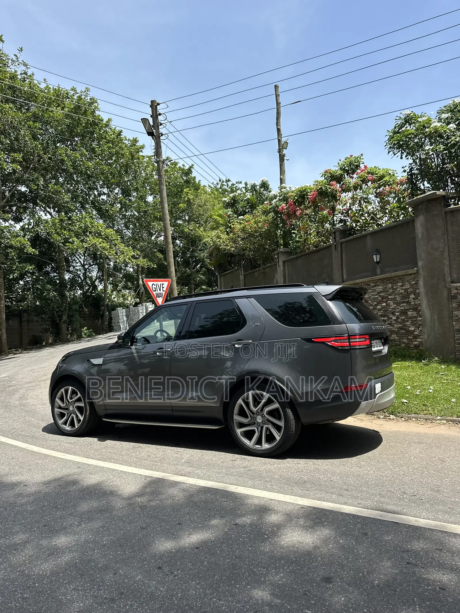 Land Rover Discovery HSE Luxury Diesel 4x4 2017 Gray