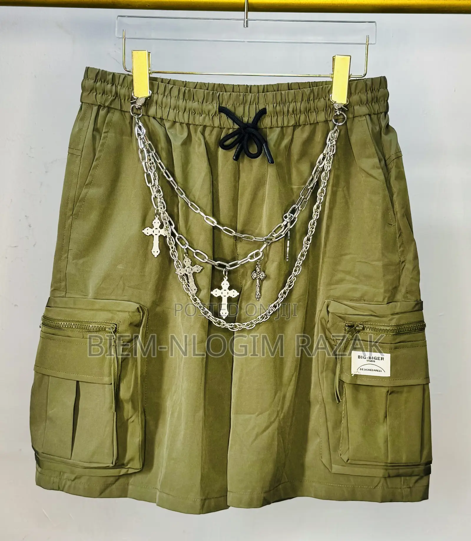 Quality Cargo Shorts Available in Stock Stock