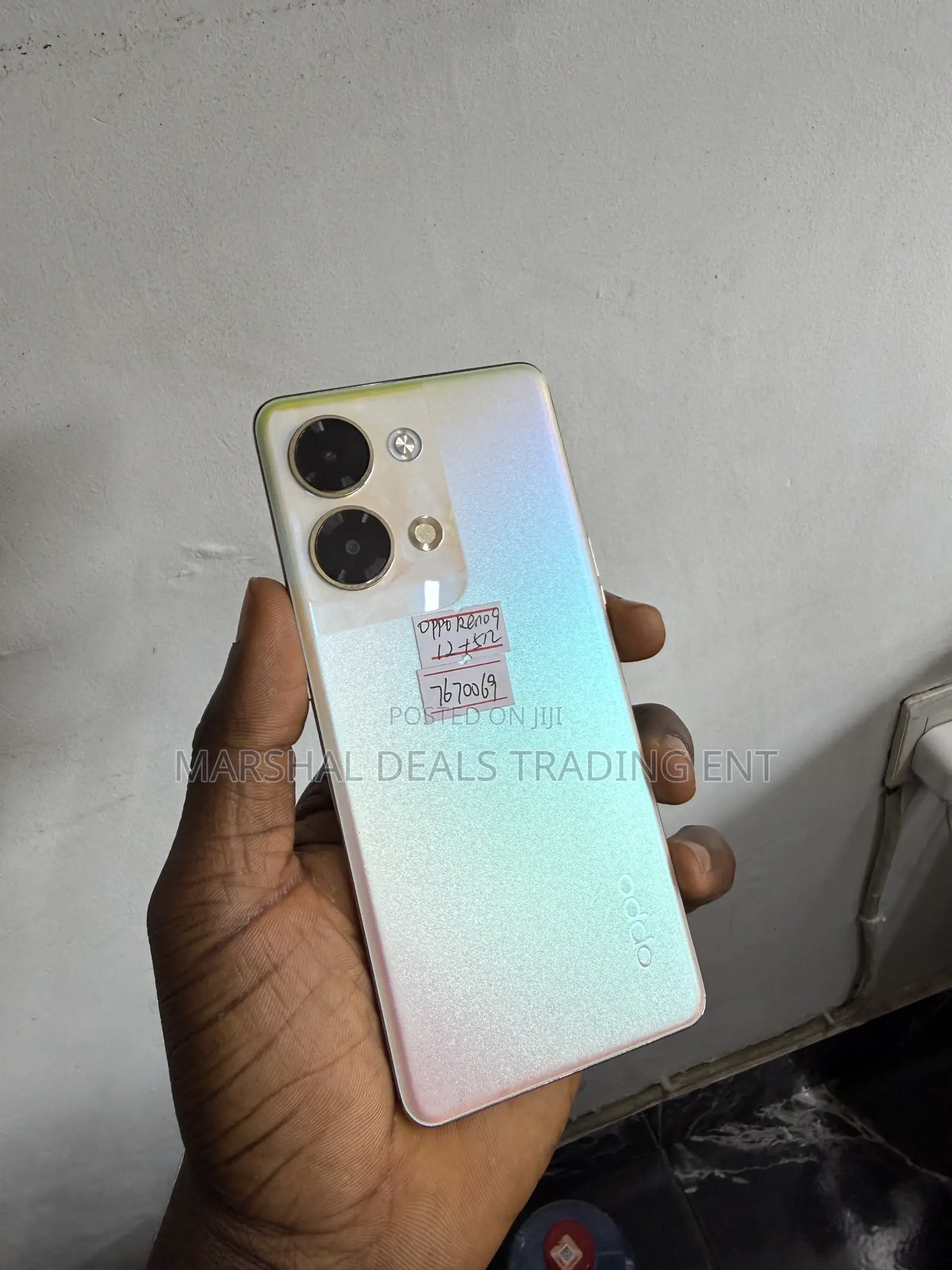 Oppo Reno9 256 GB Gold