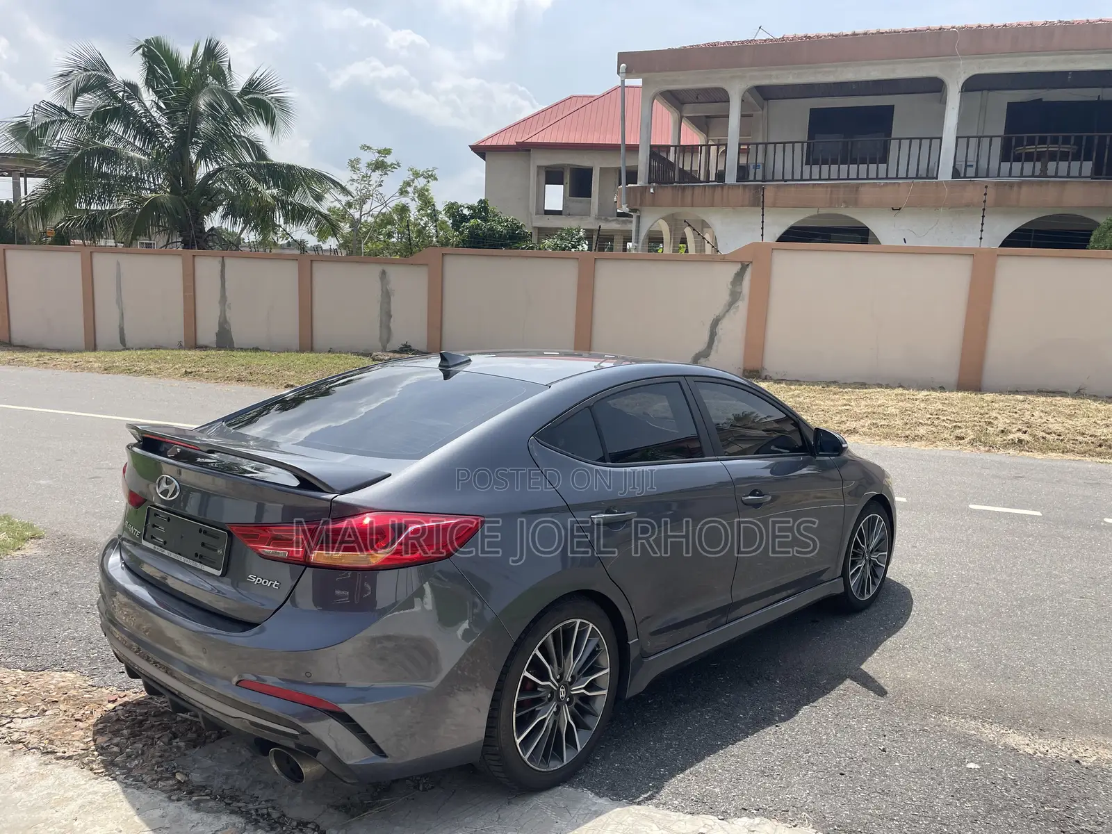 Hyundai Avante 2018 Gray