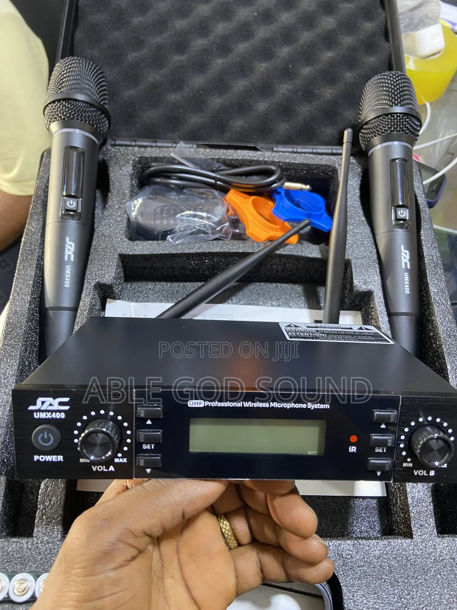 Umx400 Jac Digital Wireless Microphone Case