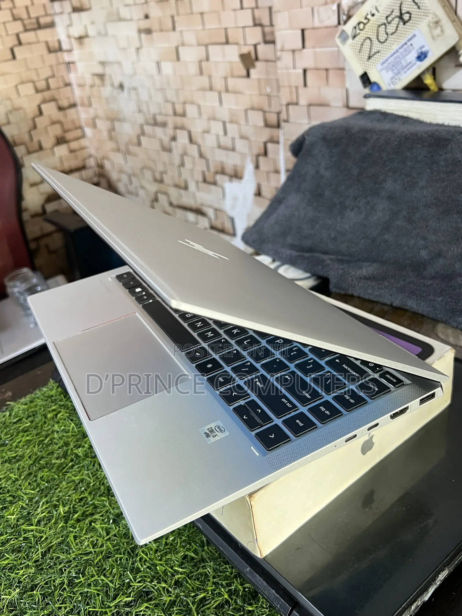Laptop HP EliteBook x360 1040 G7 16GB Intel Core i5 SSD 256GB