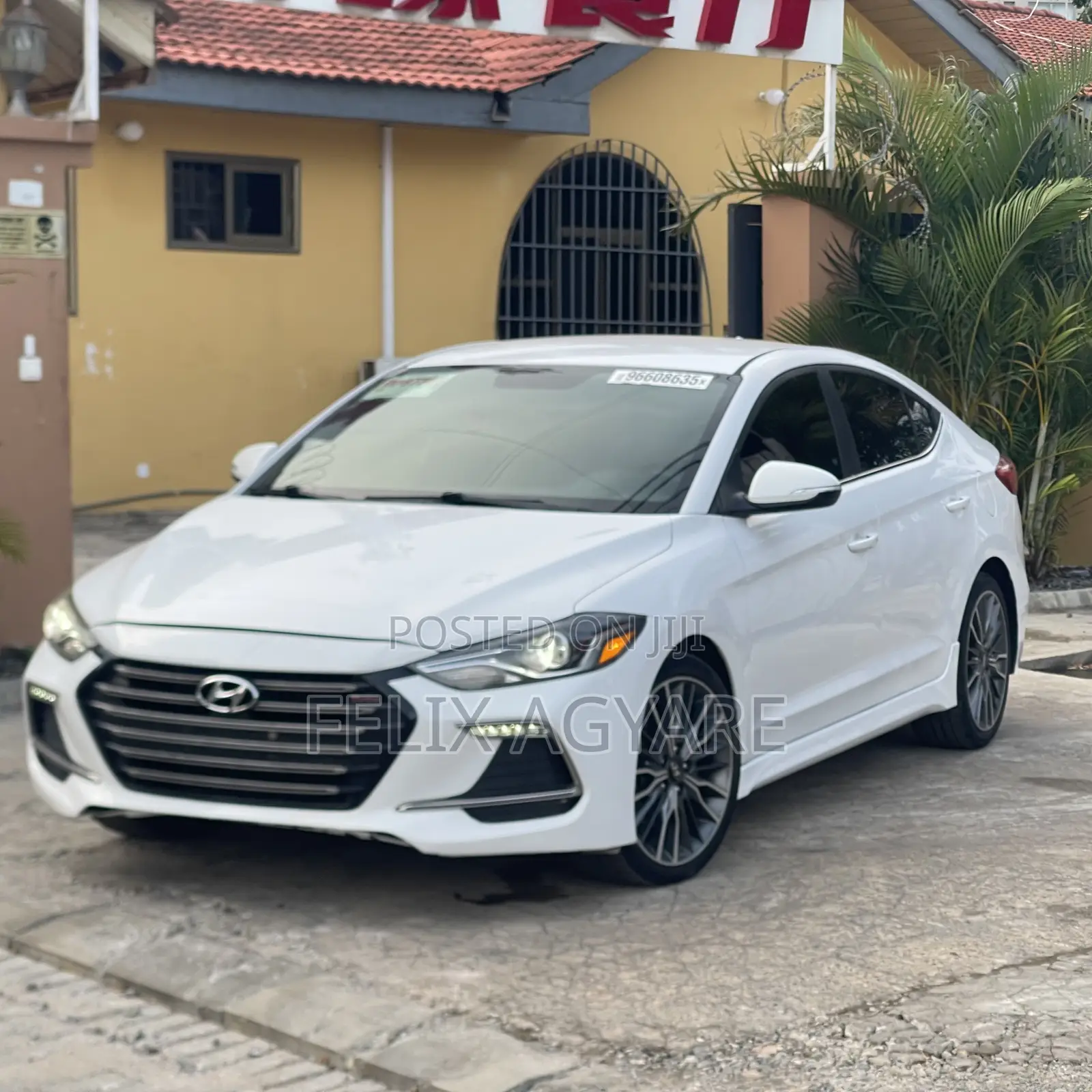 Hyundai Elantra Sport Sedan FWD (1.6L 4cyl 6M) 2017 White