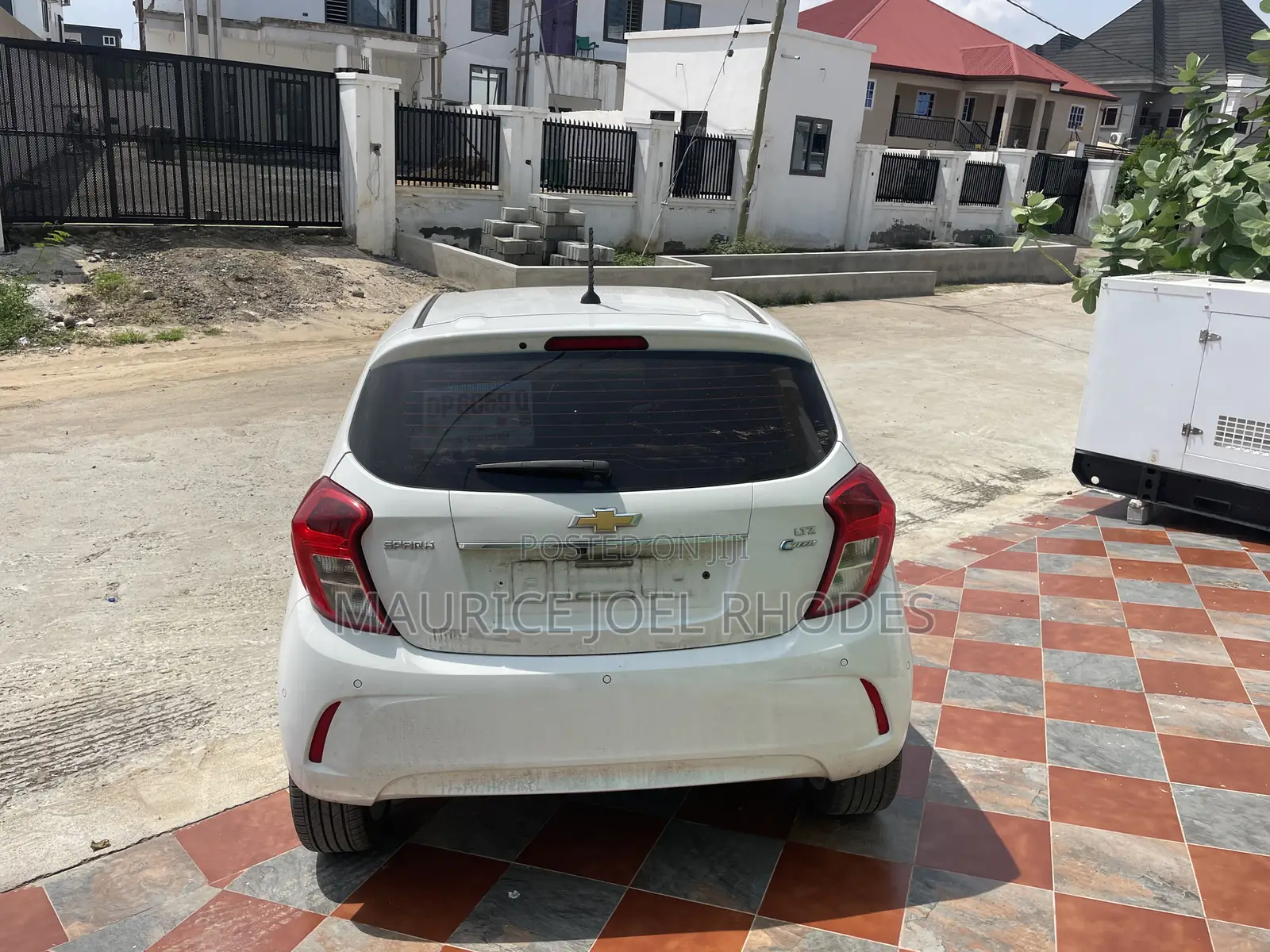 Chevrolet Spark 2015 White