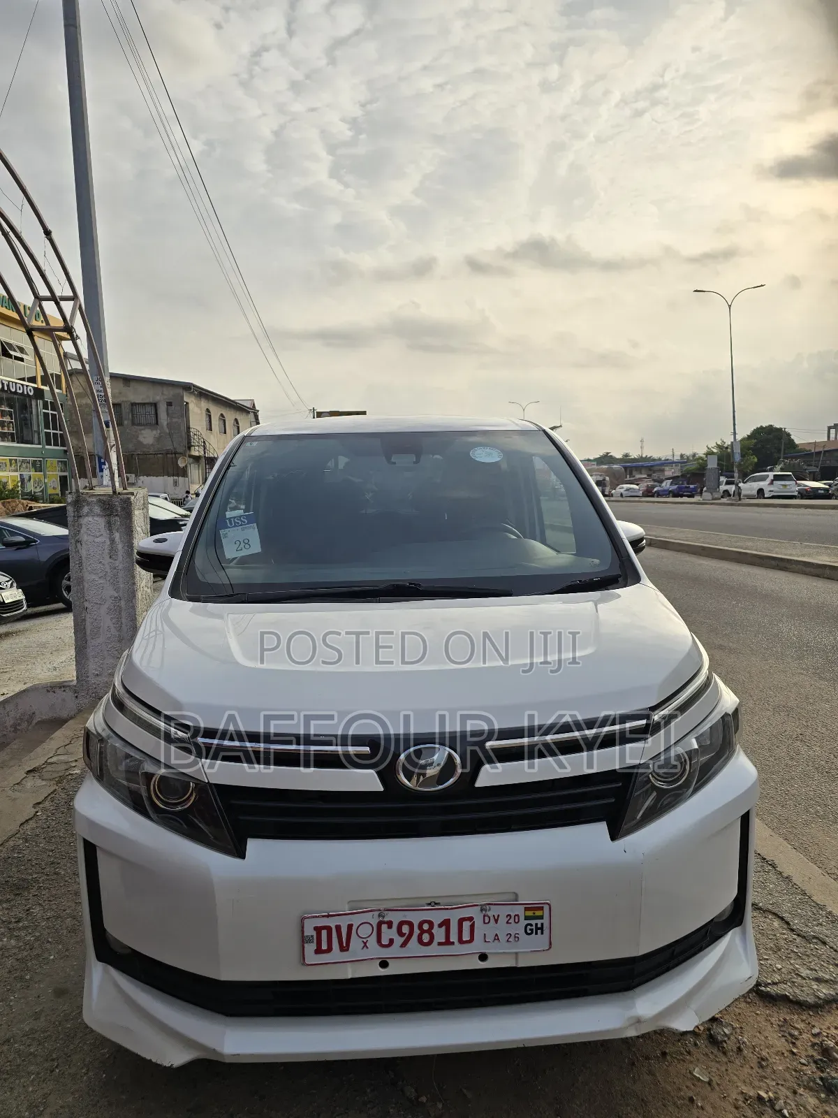 Toyota Voxy 2016 White