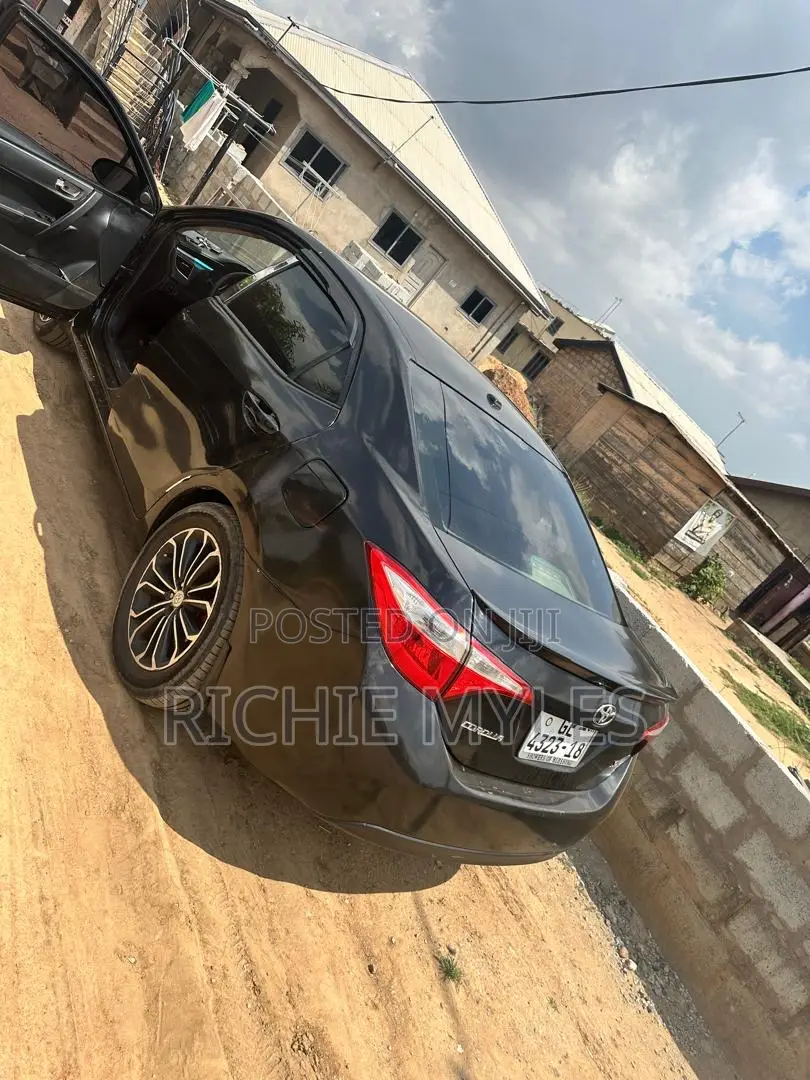 Toyota Corolla S 4dr Sedan (1.8L 4cyl CVT) 2016 Black