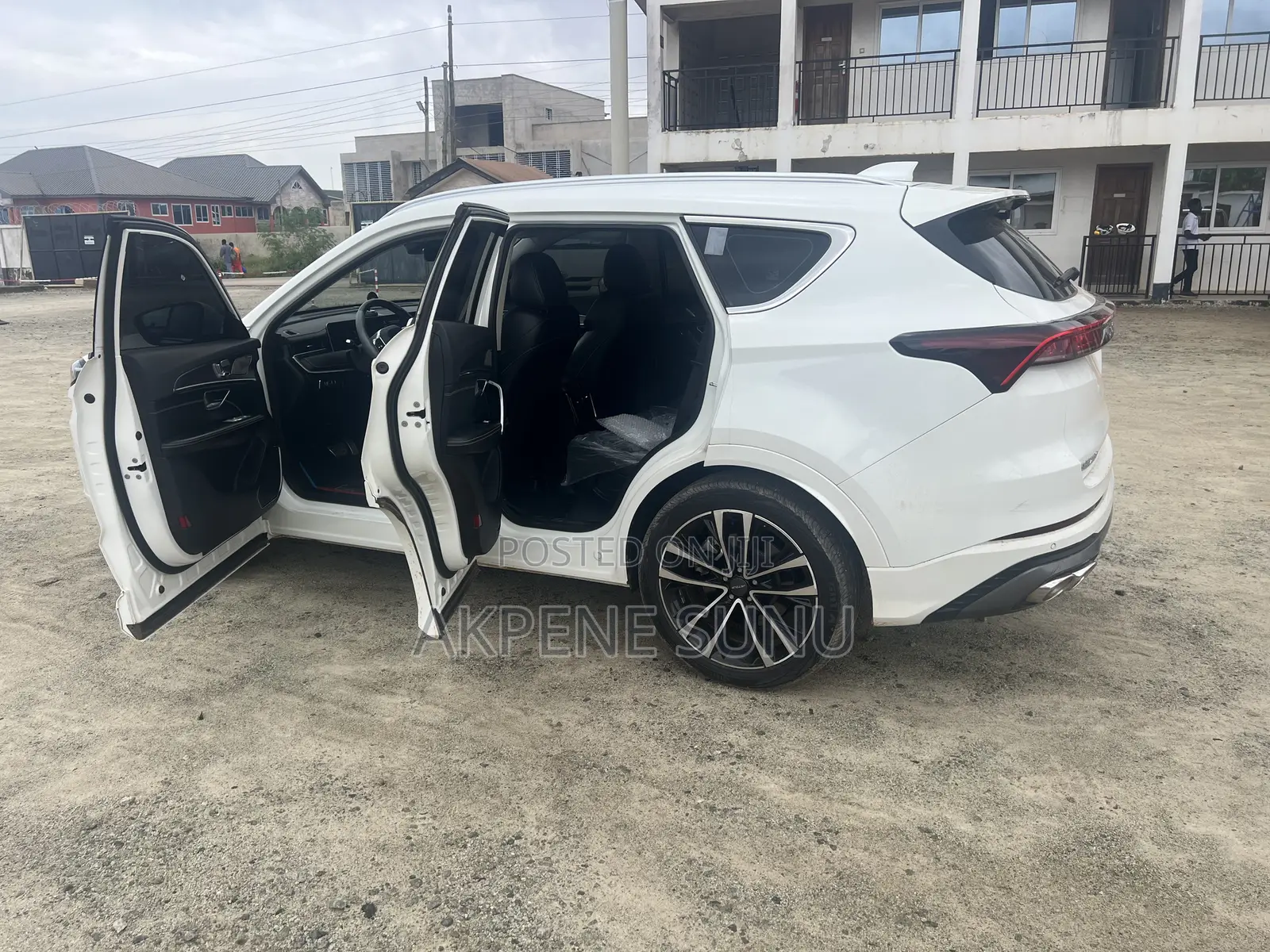 Jetour X70 Plus 1.6 7-Seater FWD 2021 White