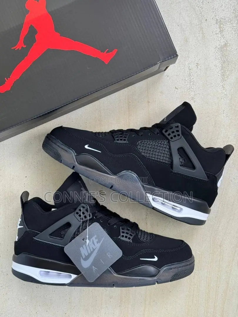 Nike Air Jordan 4 Retro