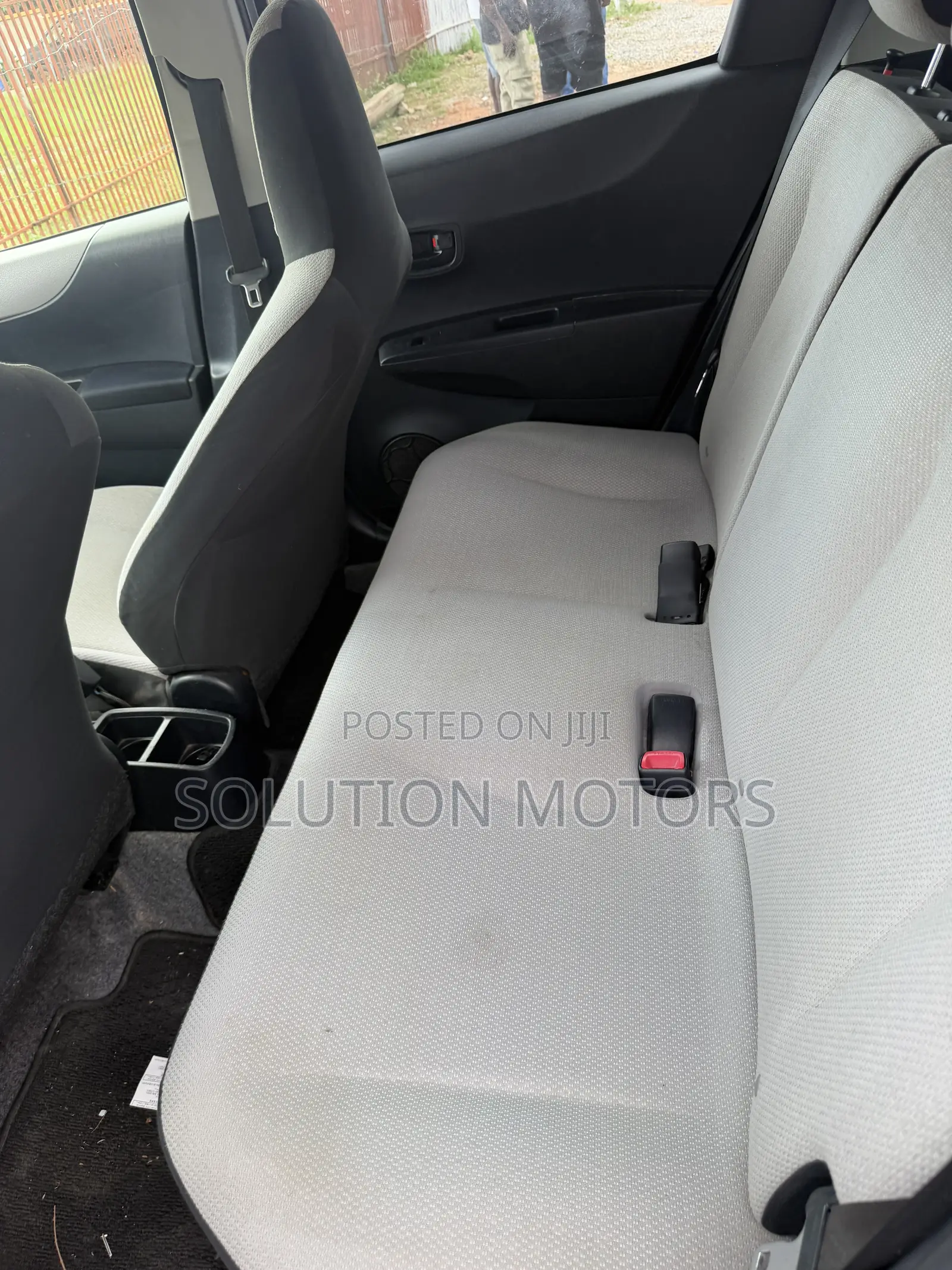 Toyota Vitz 2013 Gray