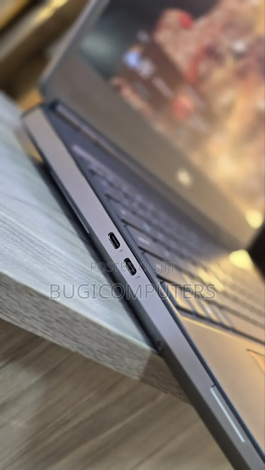 Laptop Dell Precision 7760 32GB Intel Xeon SSD 512GB