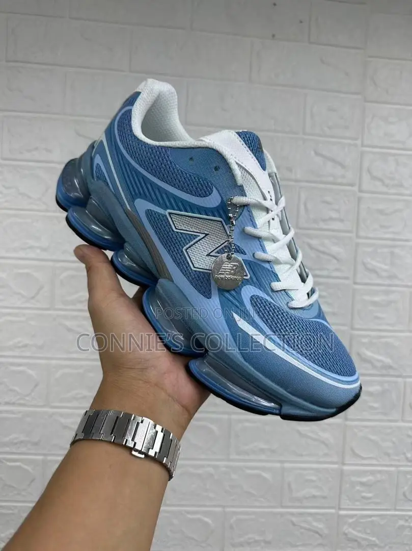 New Balance Abzorb 2000