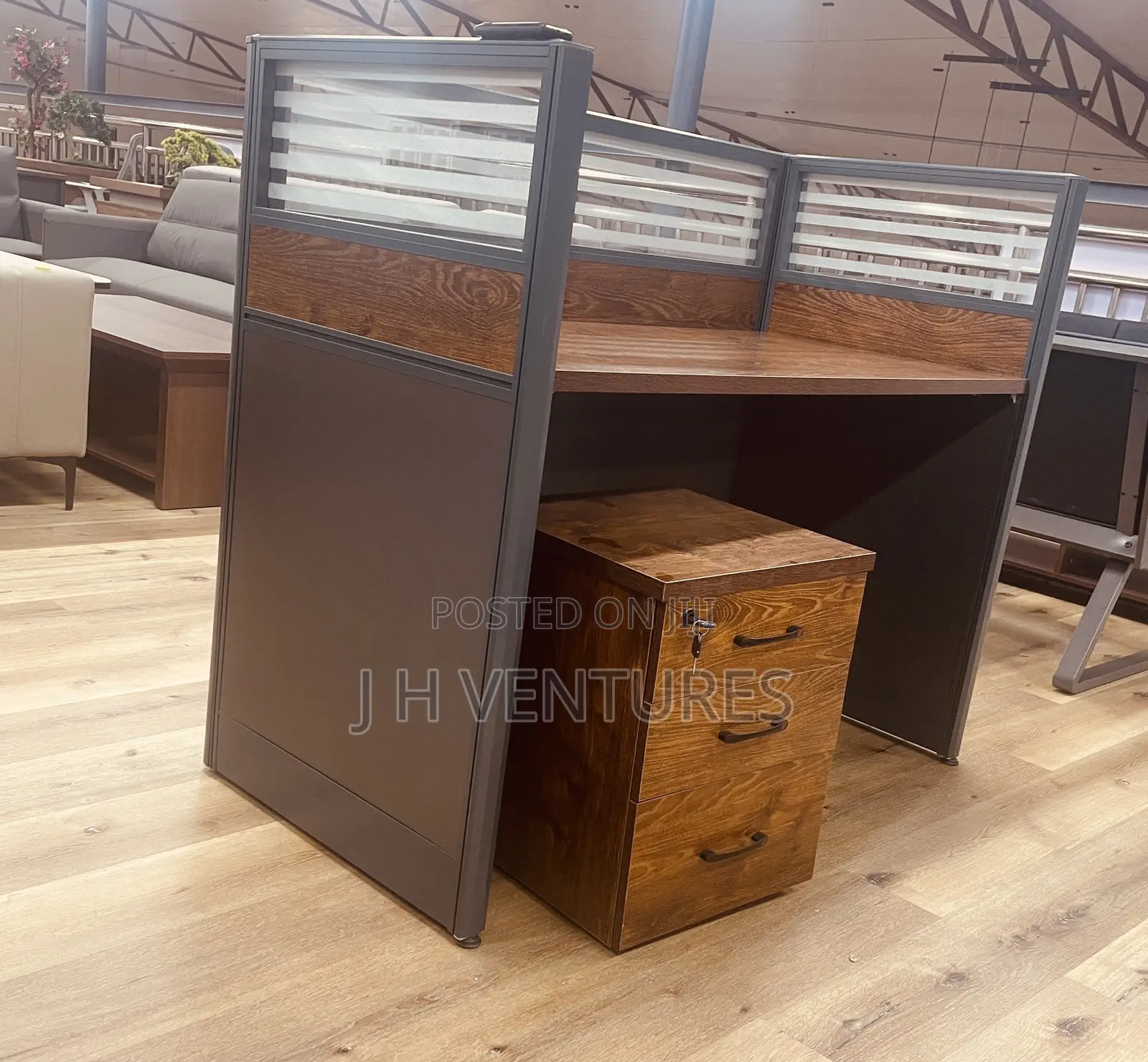 Mono Workstation