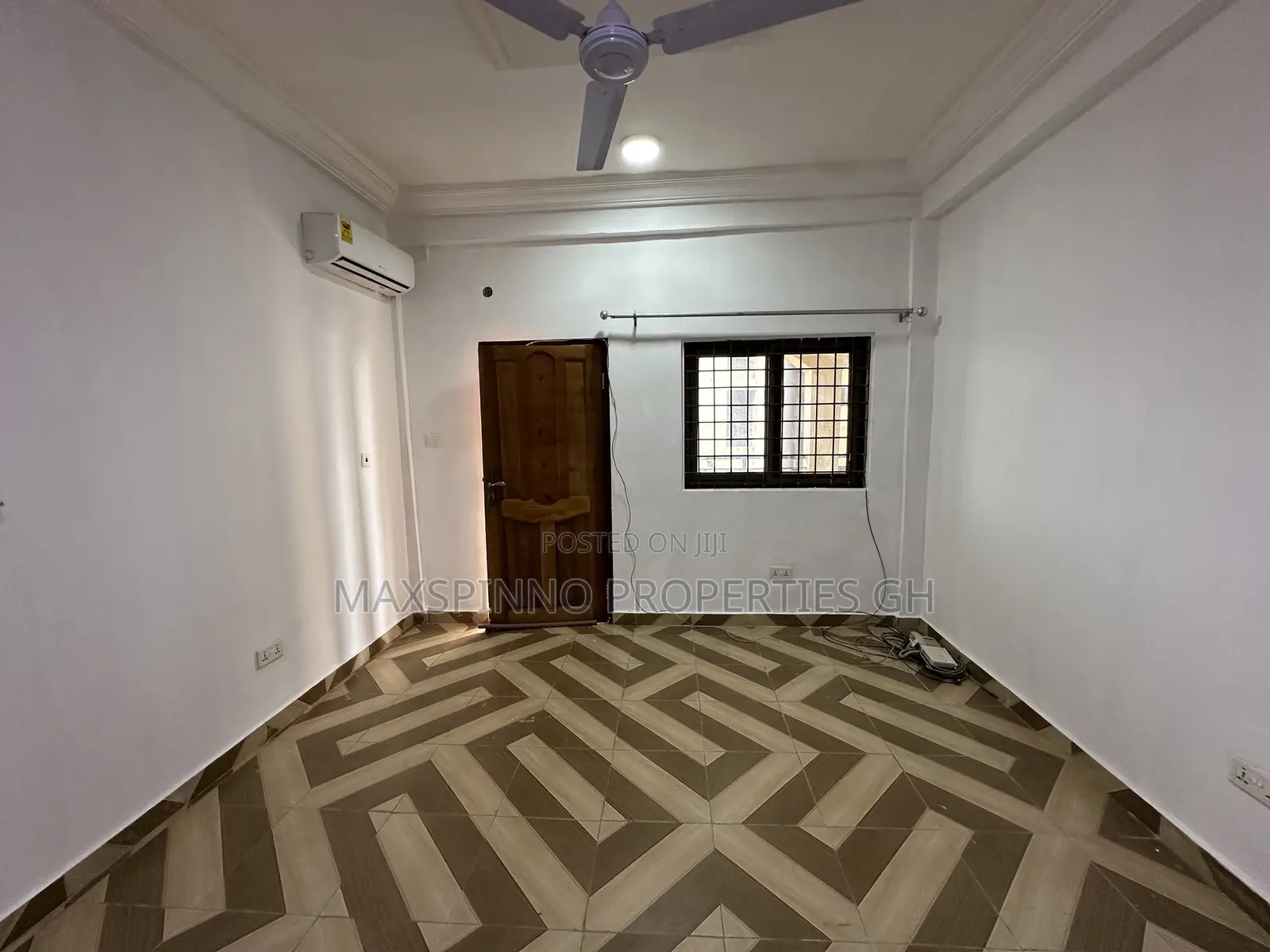 1bdrm Apartment in Maxspinno Properties, Frafraha for rent