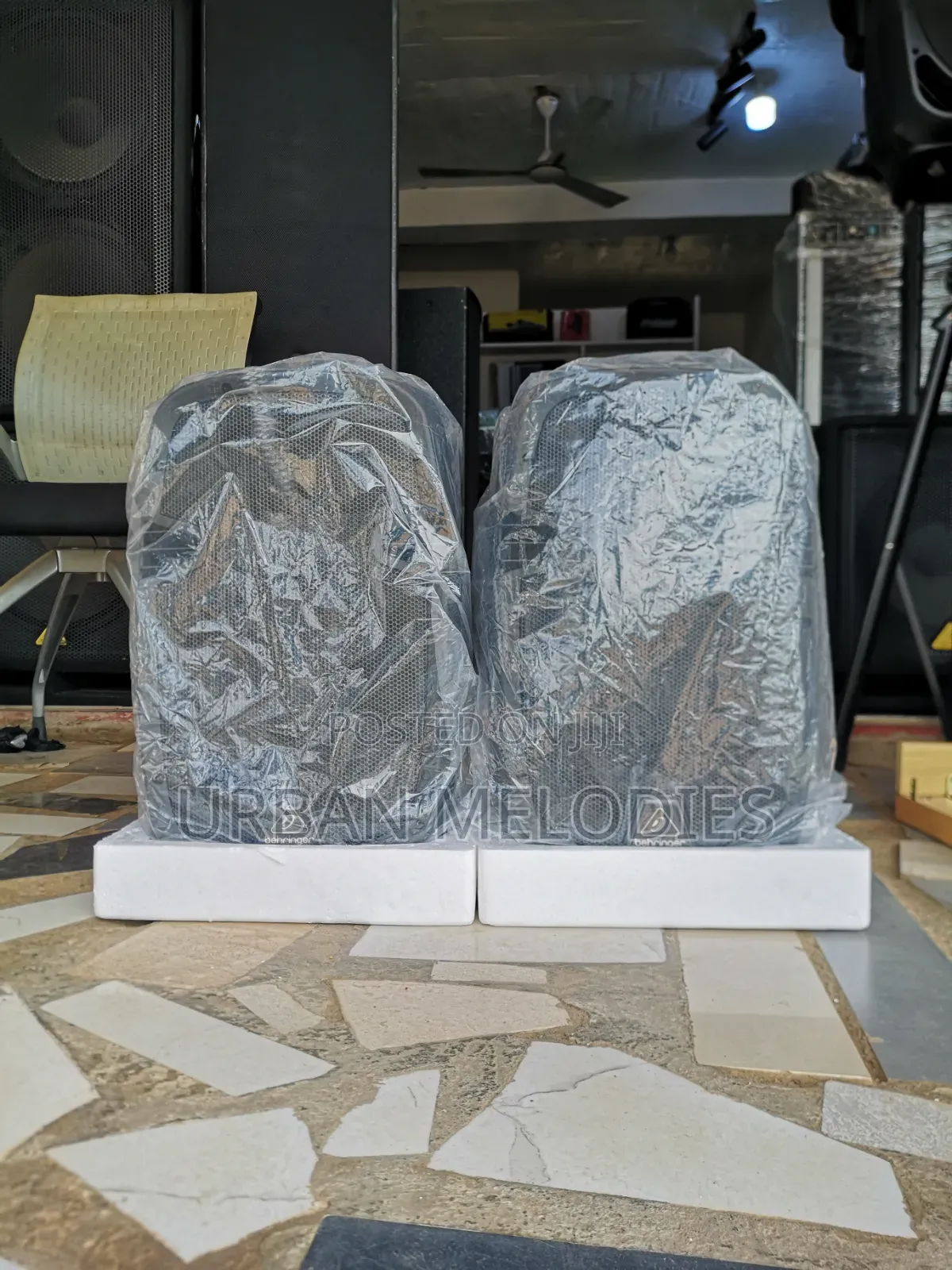 Behringer Pk110a Active Loudspeakers