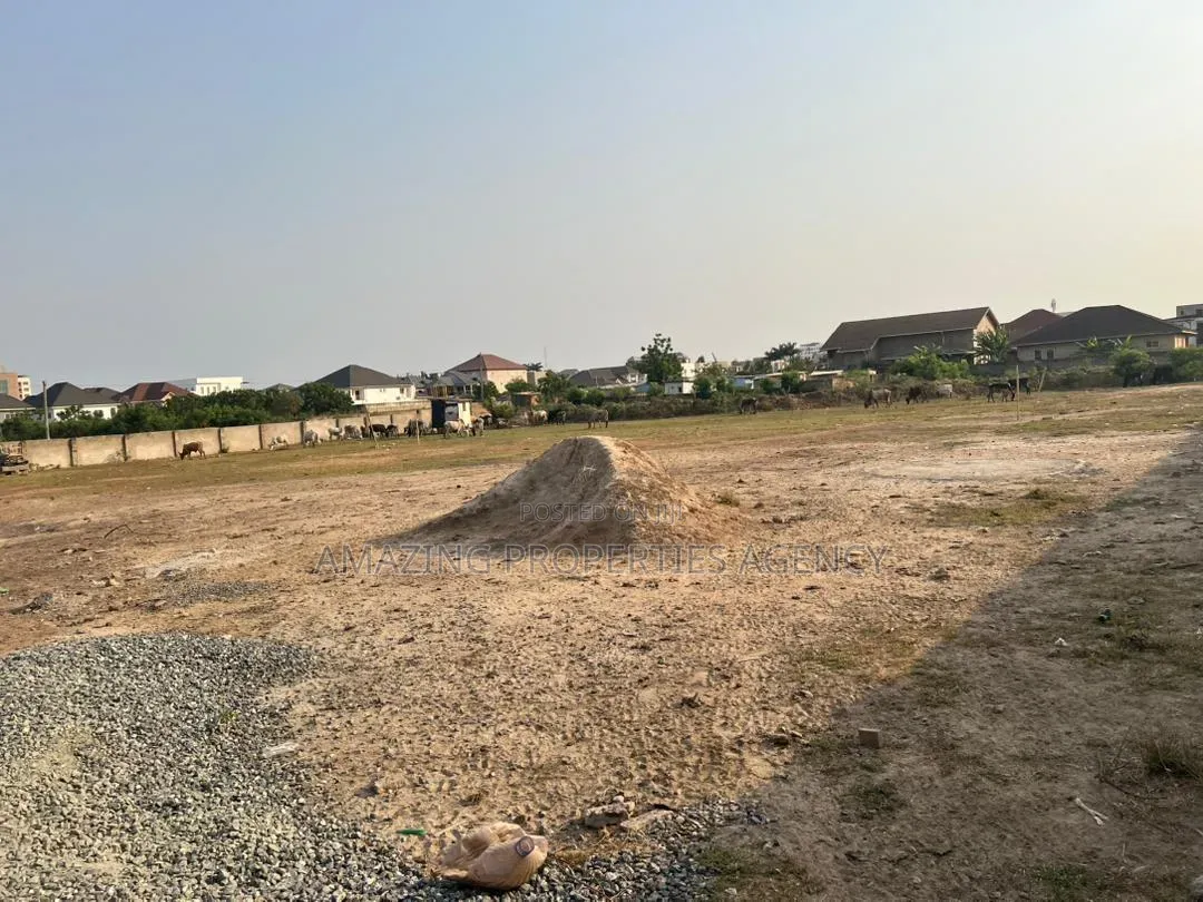 Acre Of Land On The Main Spintex Road , Around Ecobank