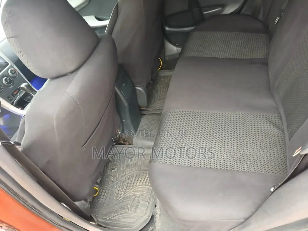 Toyota Corolla S 4dr Sedan (1.8L 4cyl 4A) 2013
