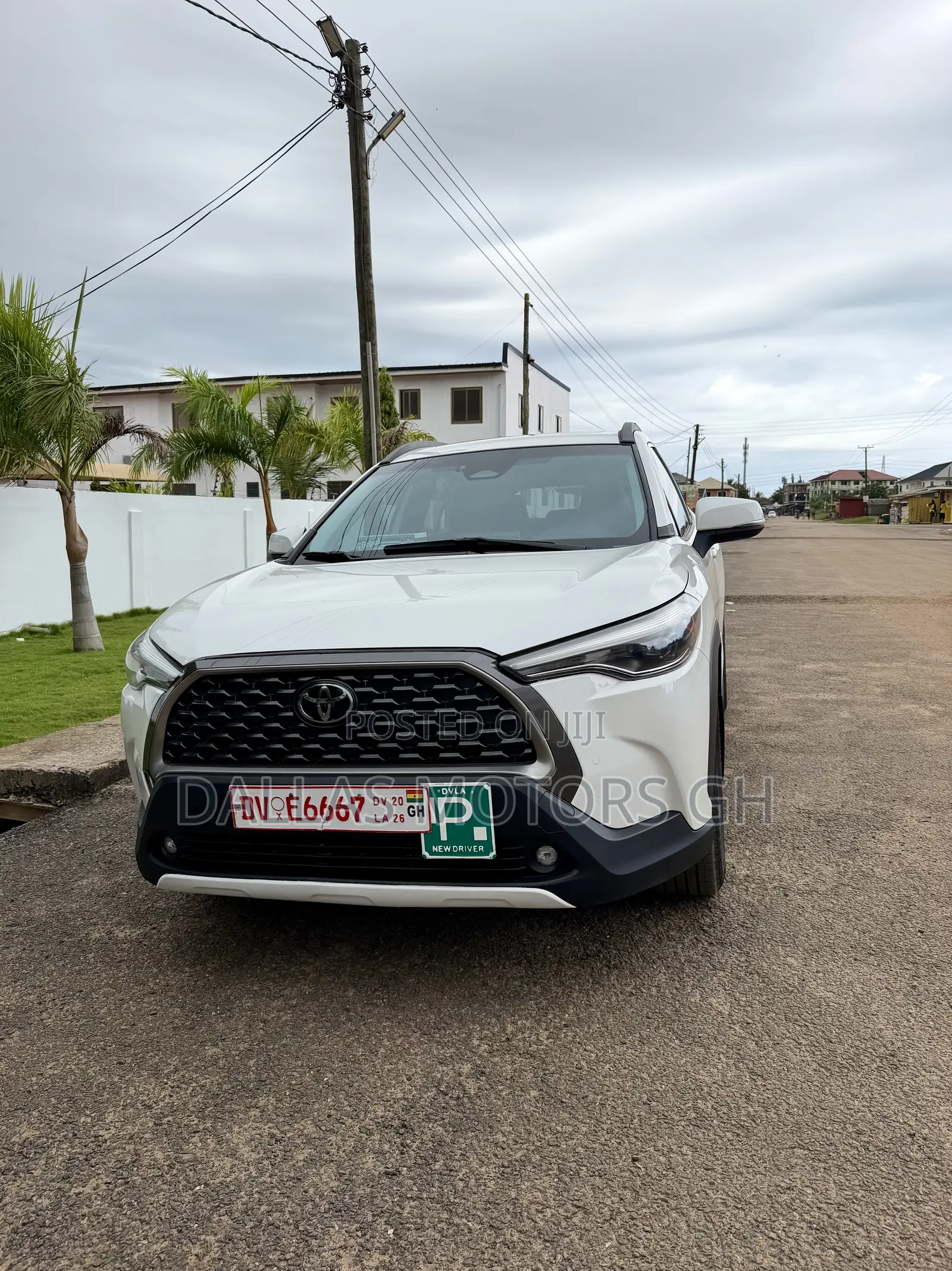 Toyota Corolla Cross XLE 2023 White