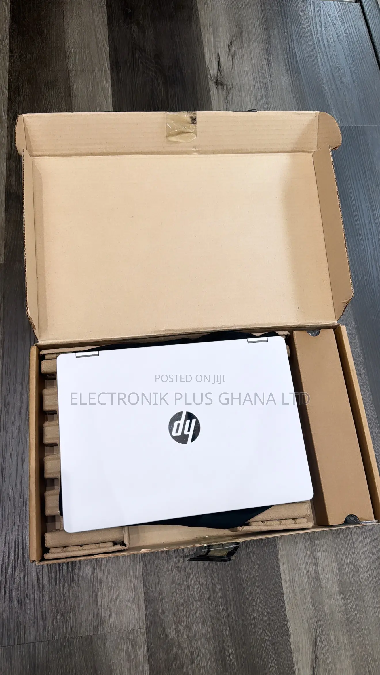 New Laptop HP OmniBook 5 Flip 14-fp0023dx 16GB Intel Core 7 SSD 512GB