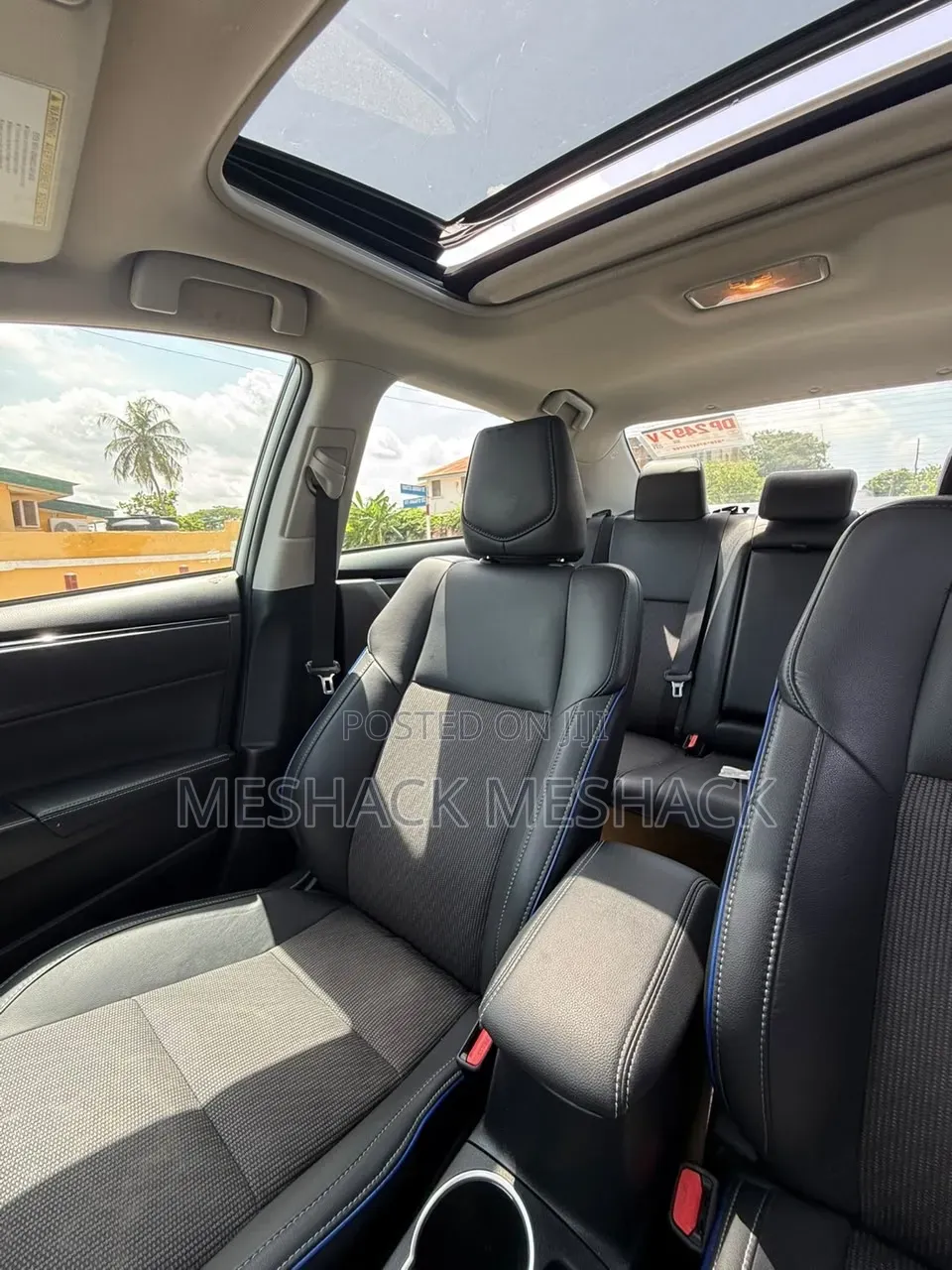 Toyota Corolla 2018 White