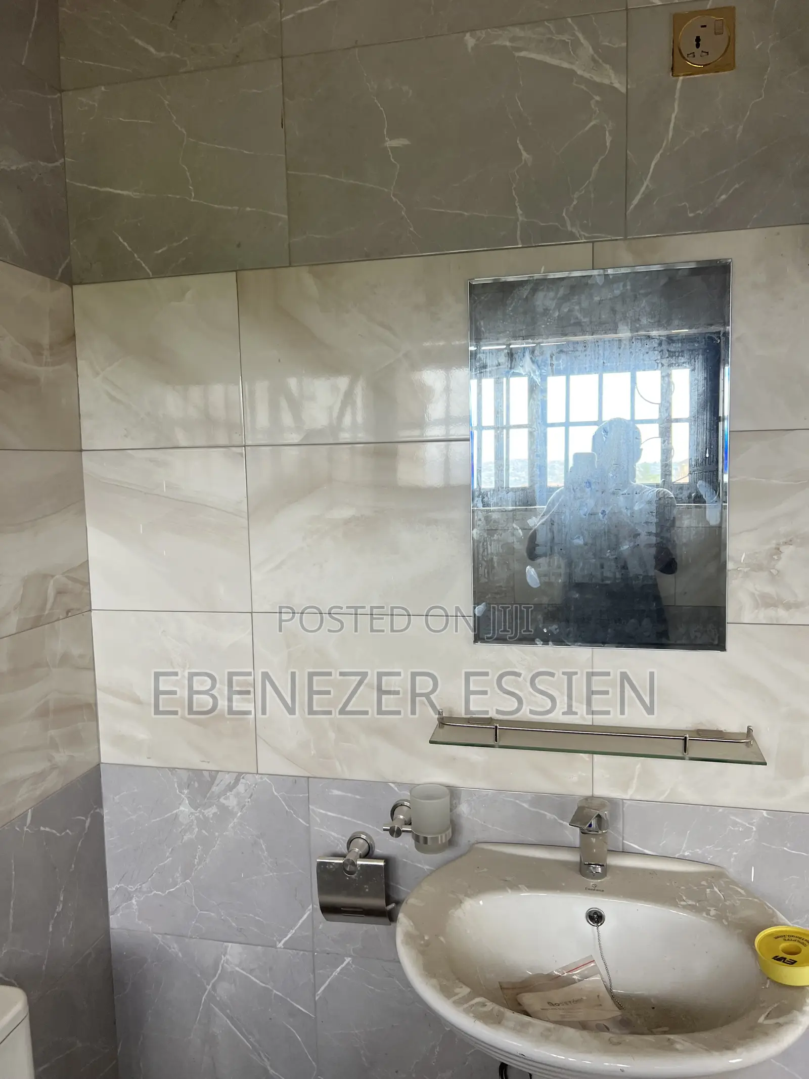 3bdrm House in Block Factory West for sale