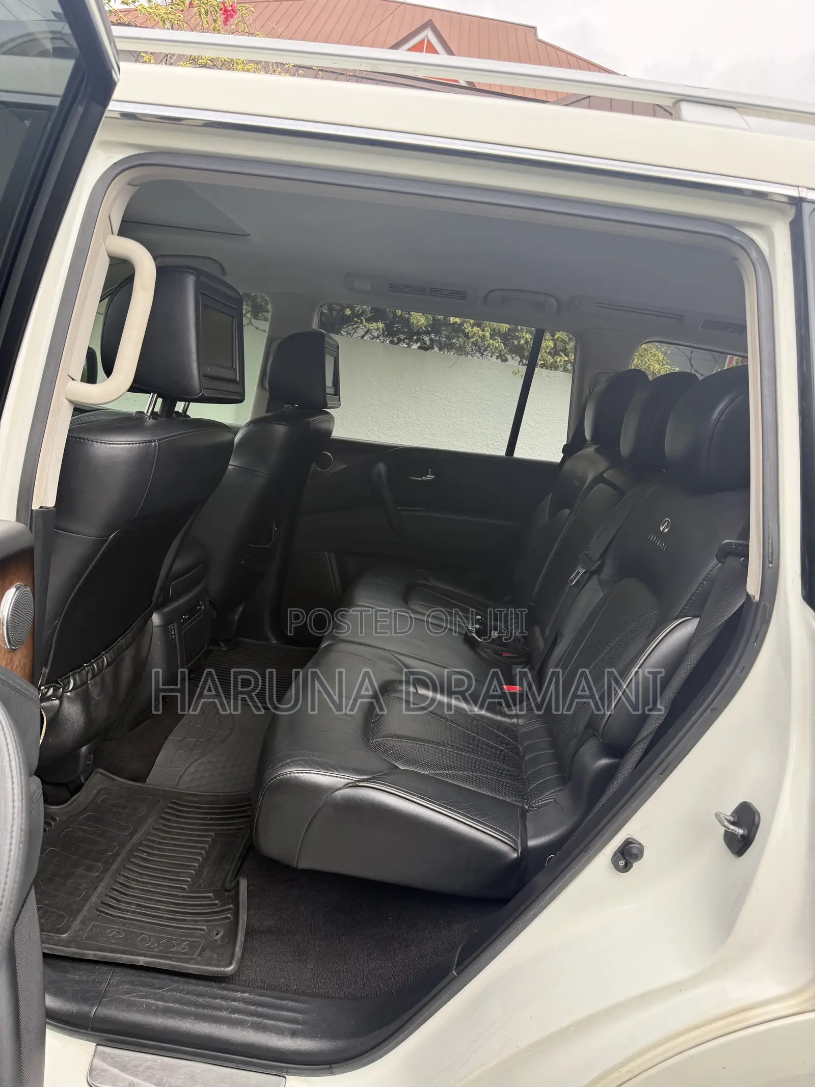 Infiniti QX56 2012 White