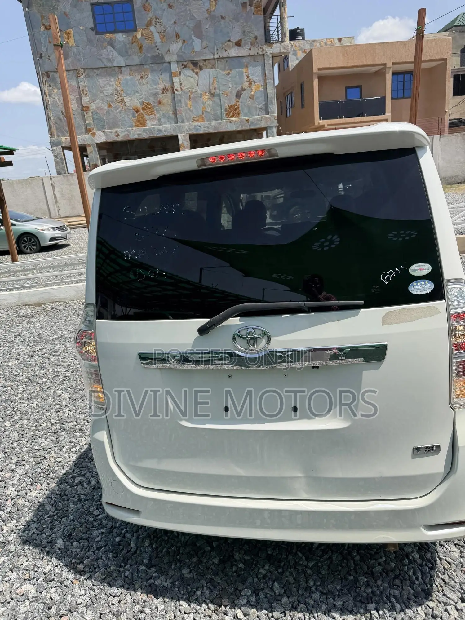 Toyota Voxy 2012 White