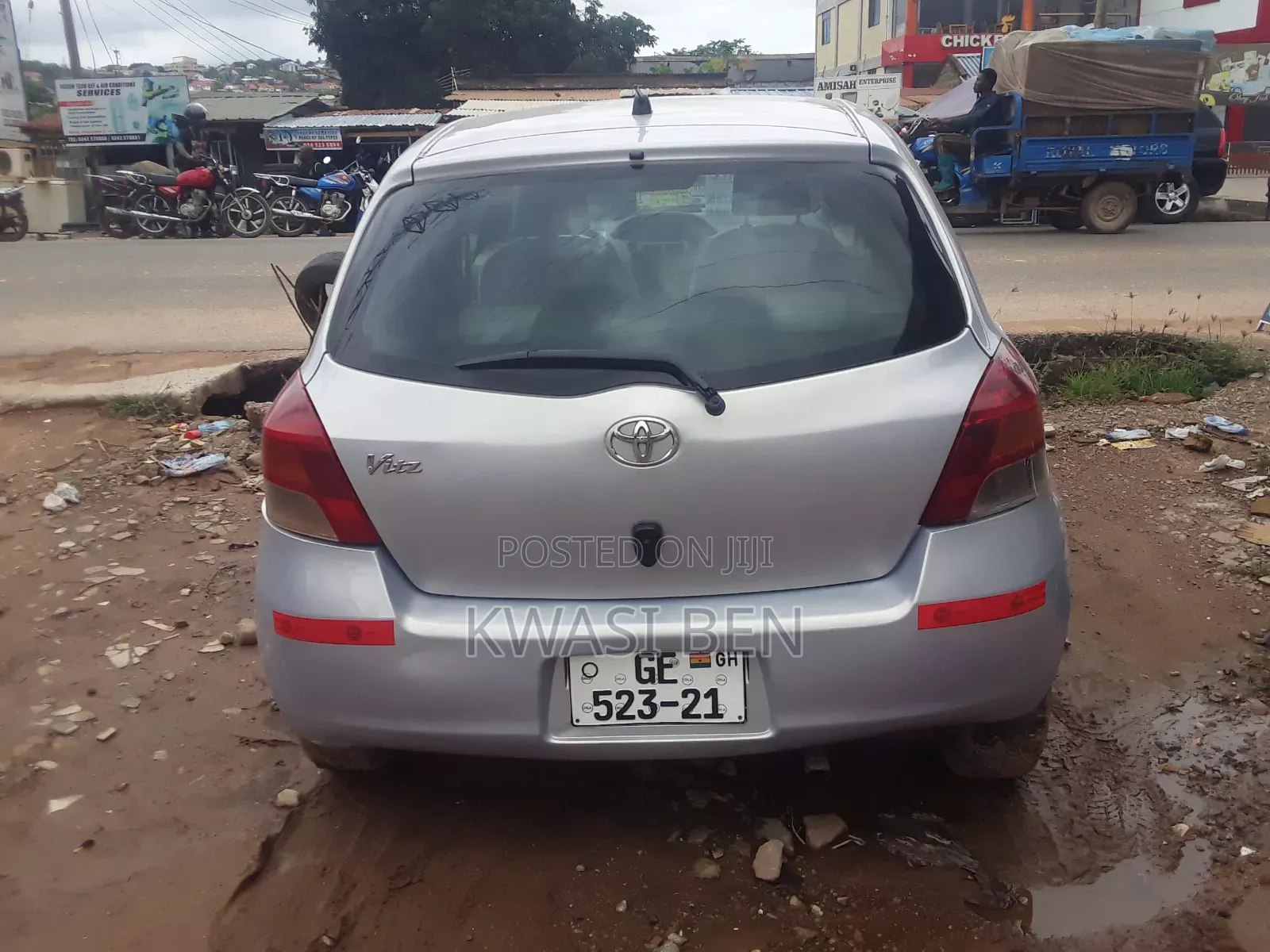 Toyota Yaris 2010 Gray
