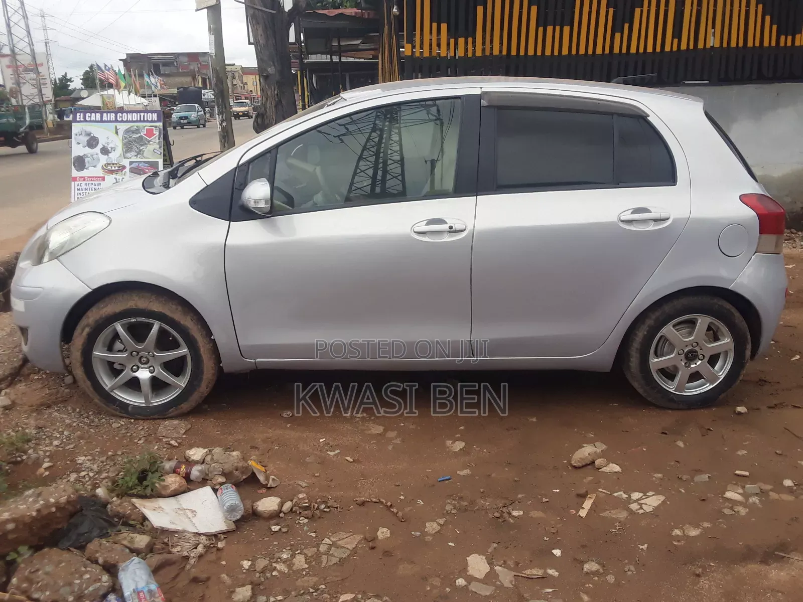 Toyota Yaris 2010 Gray