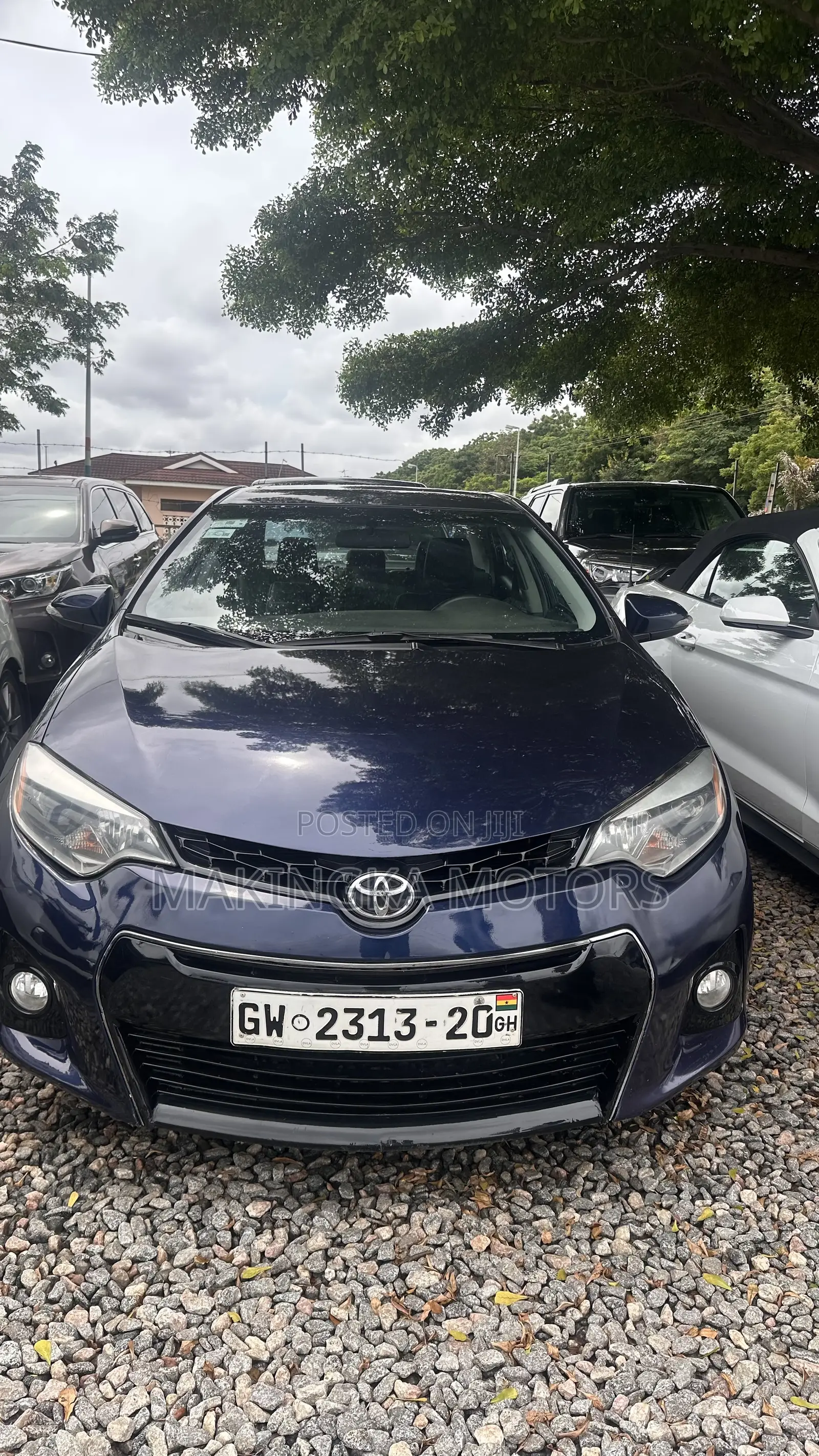 Toyota Corolla SE Special Edition 4dr Sedan (1.8L 4cyl CVT) 2017 Blue
